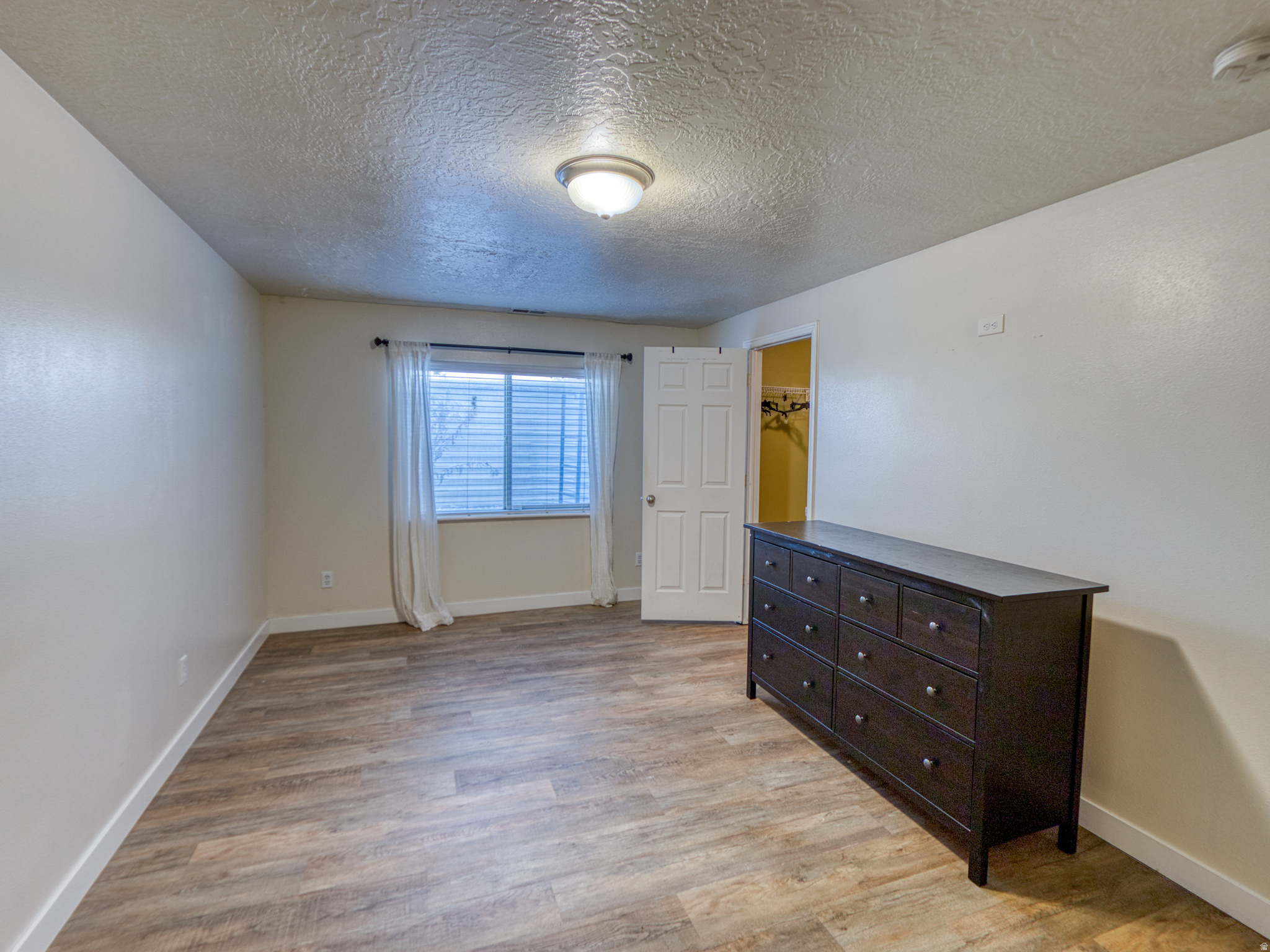 HERRIMAN VILLAGE - Residential