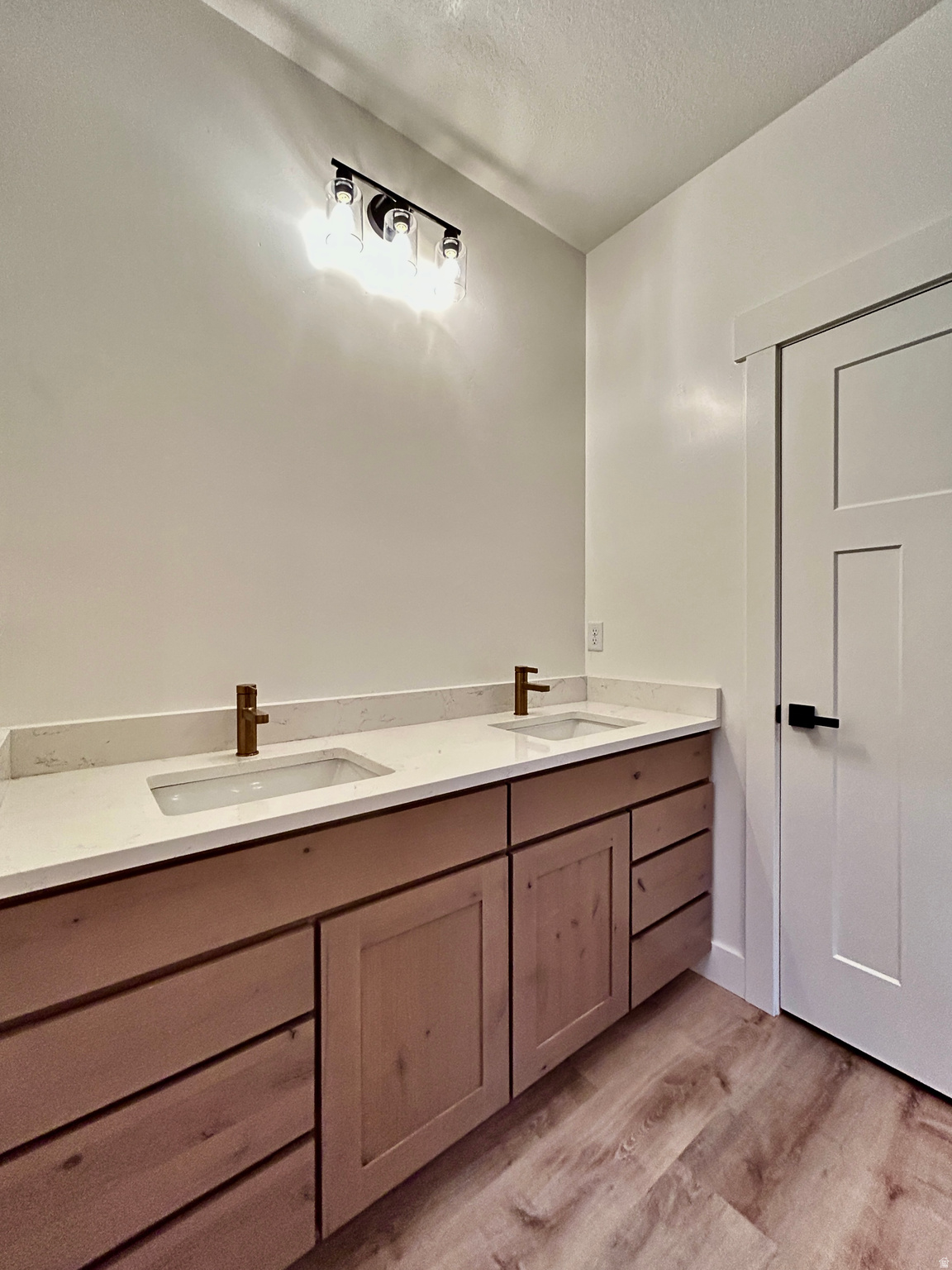 ROCKY POINT ESTATES PHASE 1 - Residential