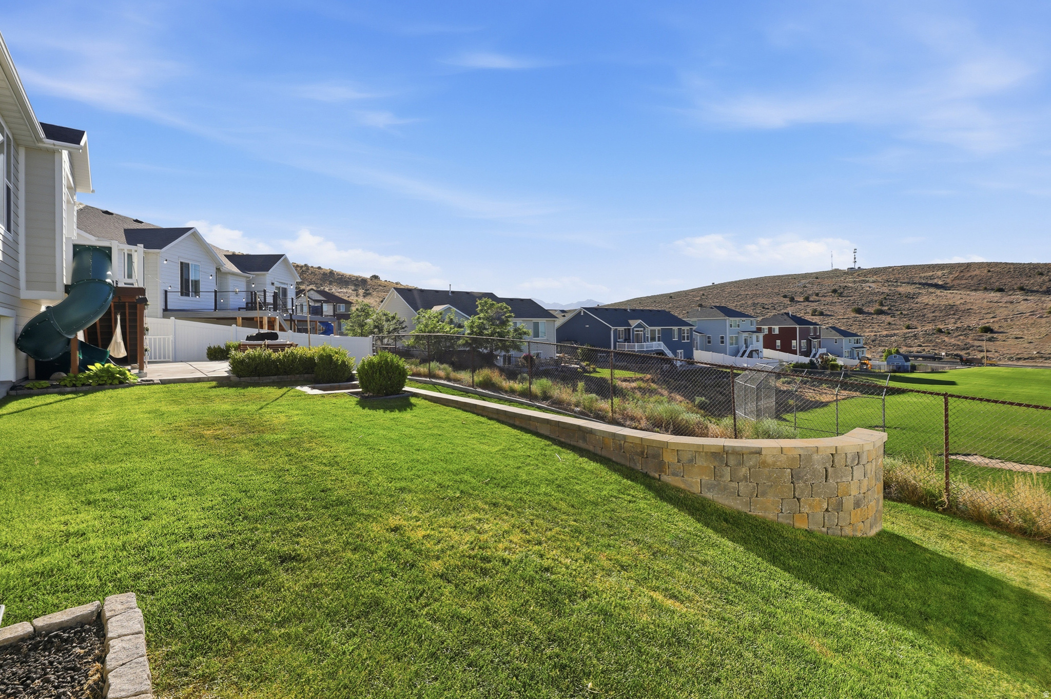 HIDDEN HOLLOW - Residential