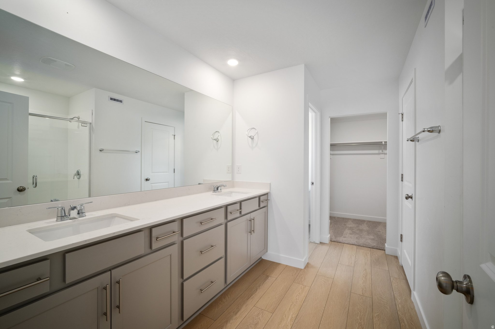 MEADOW CREEK - Residential
