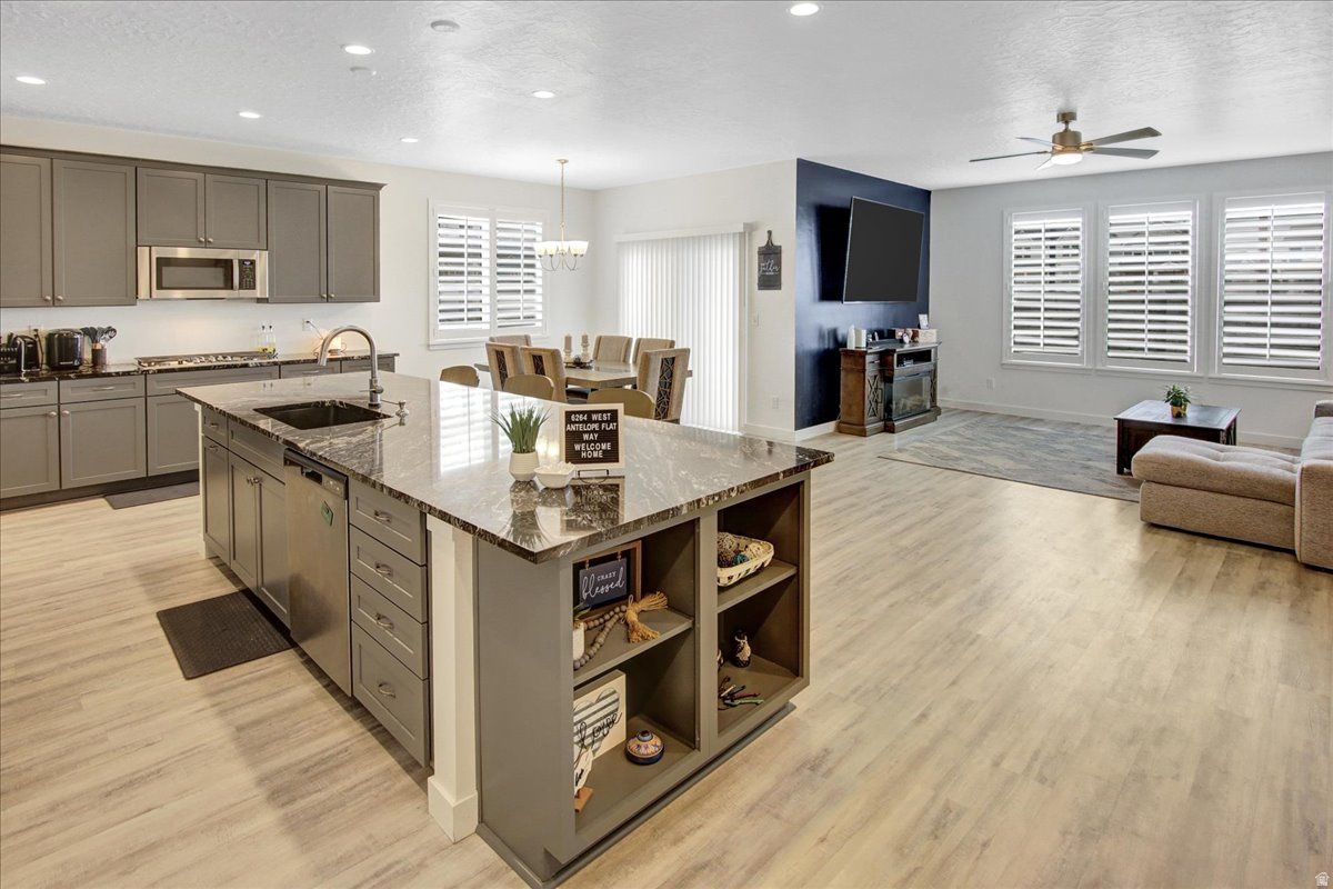 JACKSON - Residential