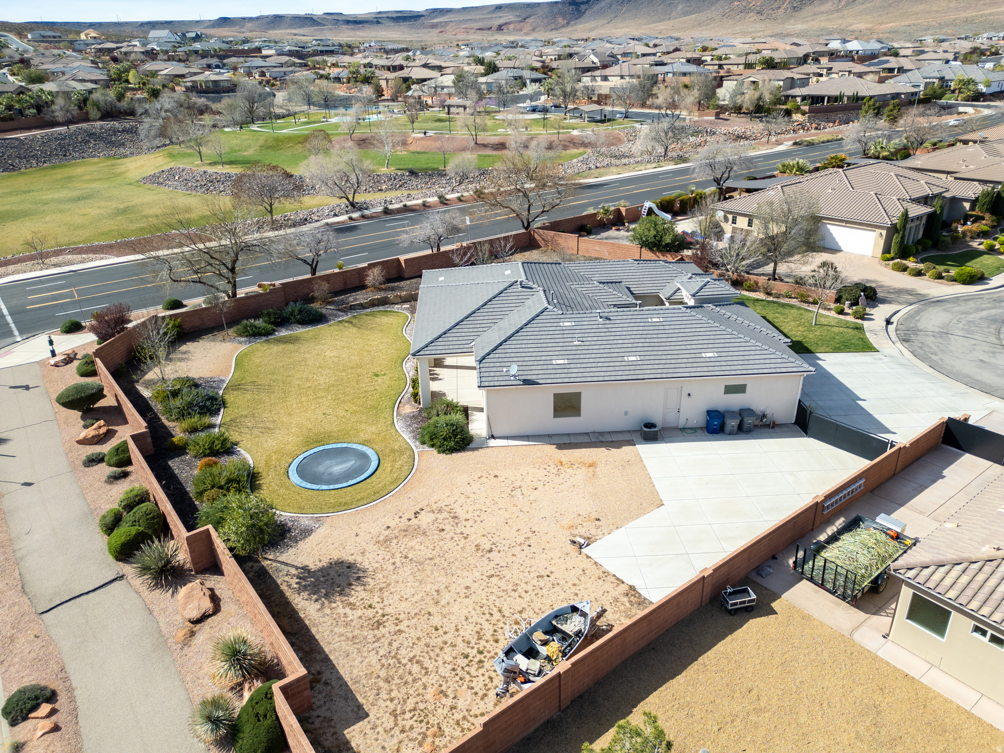 SILVERSTONE 4 AT GREEN SPRINGS - Residential