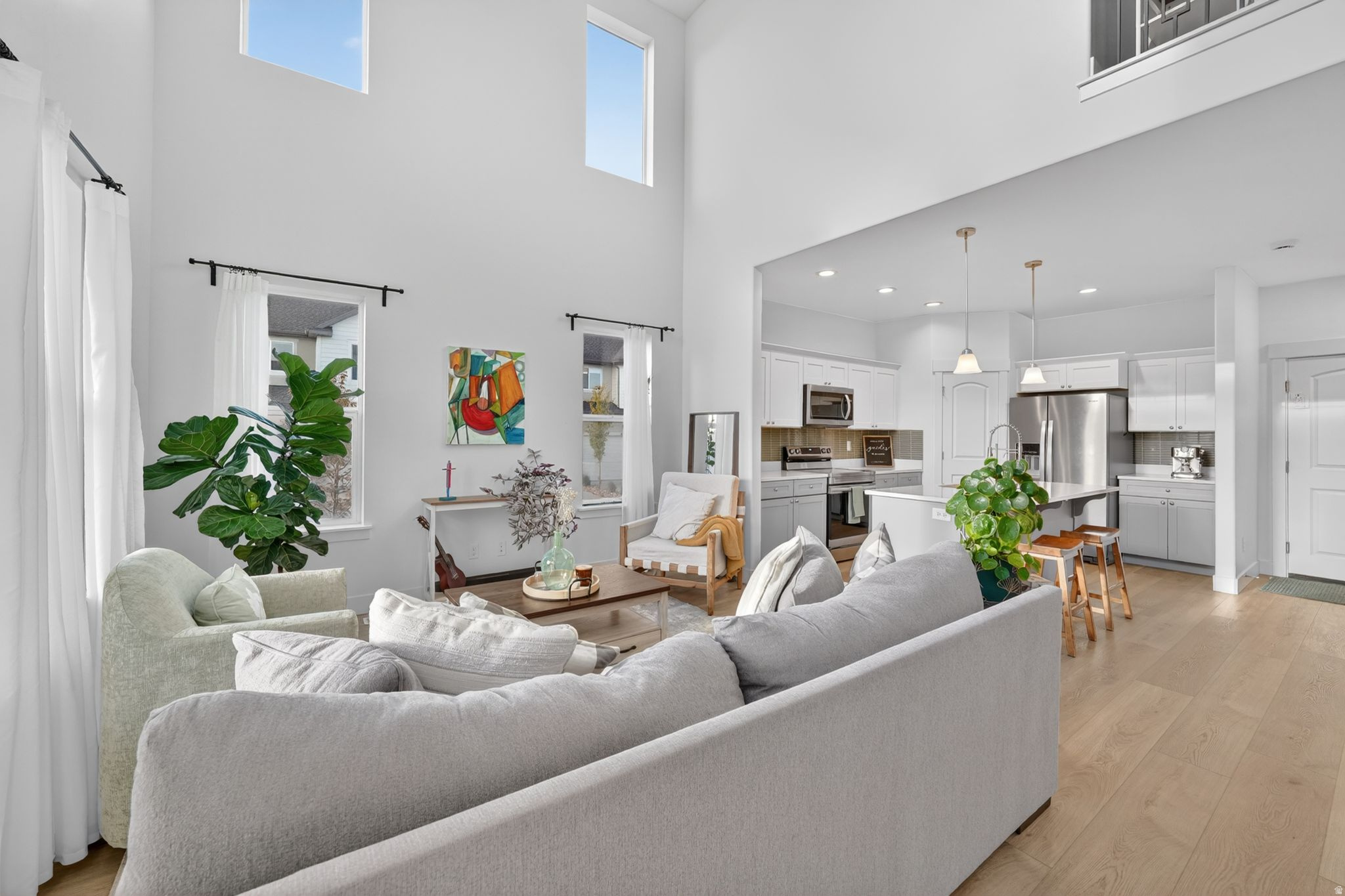 MOUNTAIN RIDGE - Residential