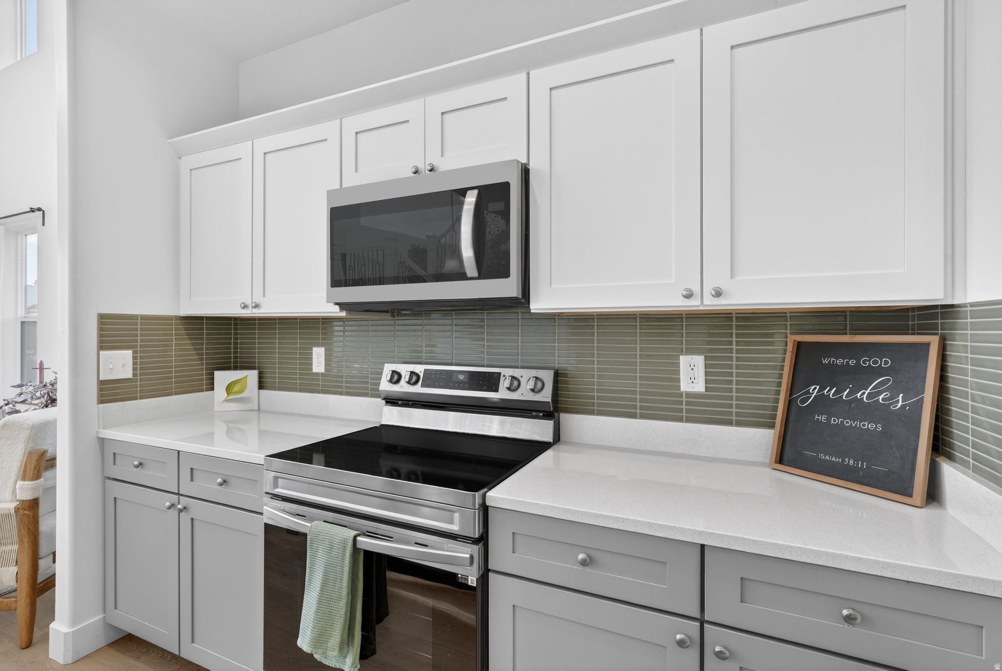 MOUNTAIN RIDGE - Residential