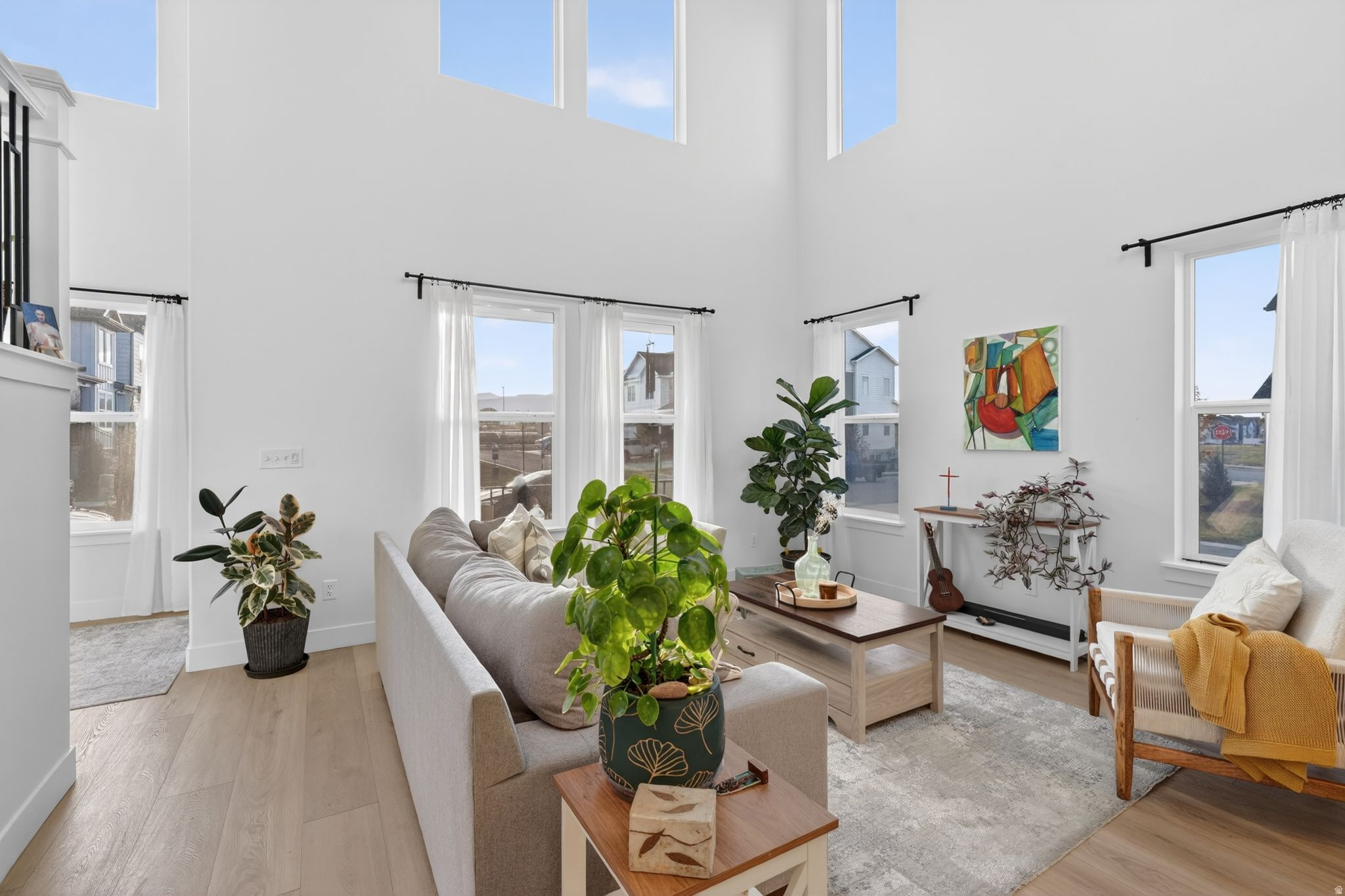 MOUNTAIN RIDGE - Residential