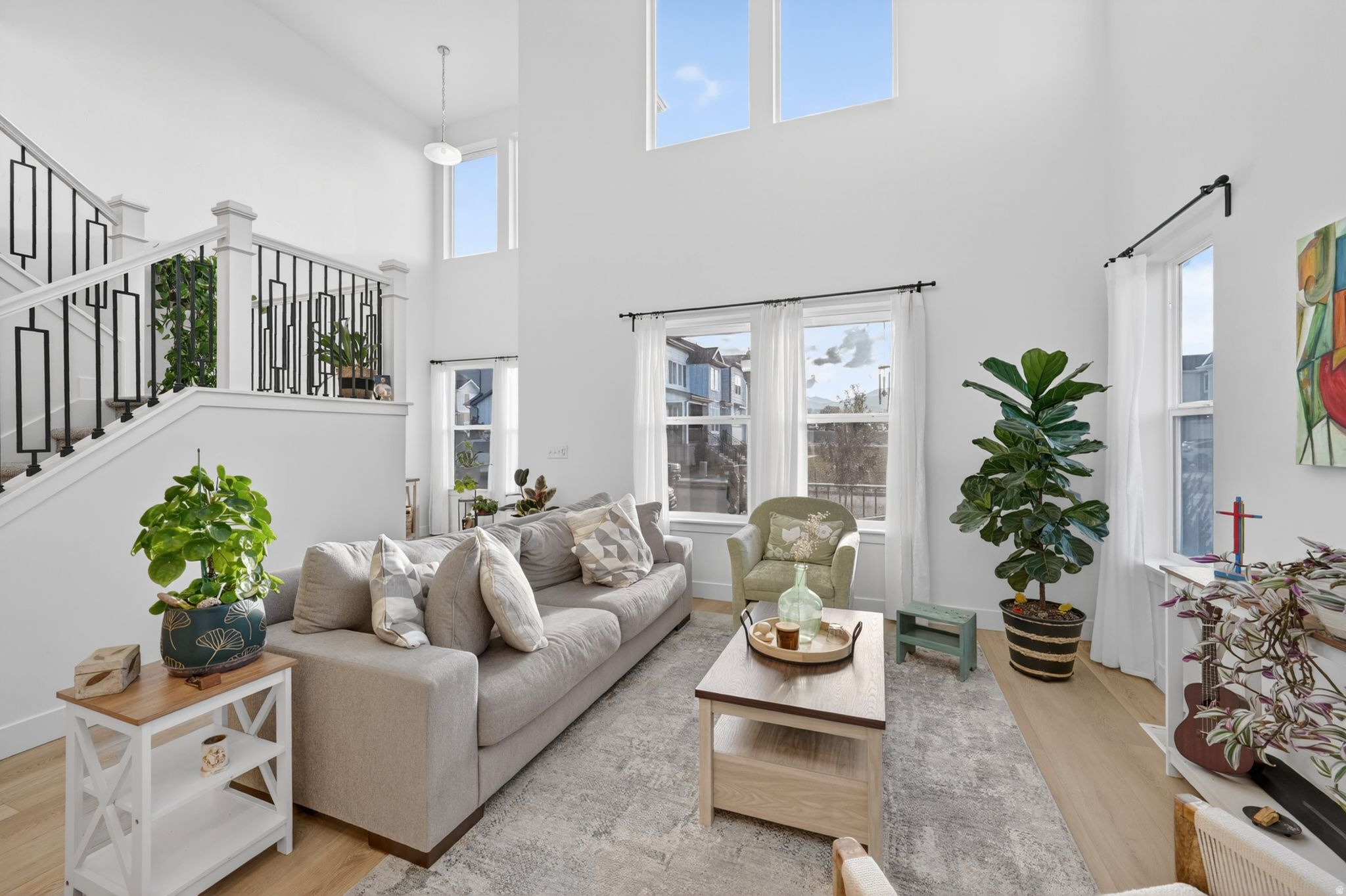 MOUNTAIN RIDGE - Residential