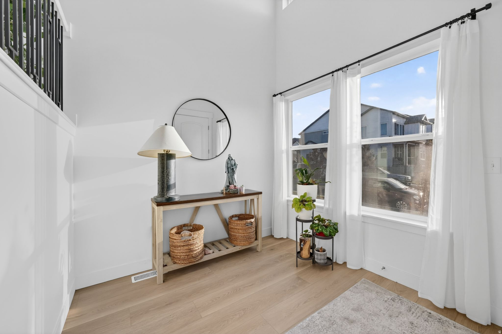 MOUNTAIN RIDGE - Residential
