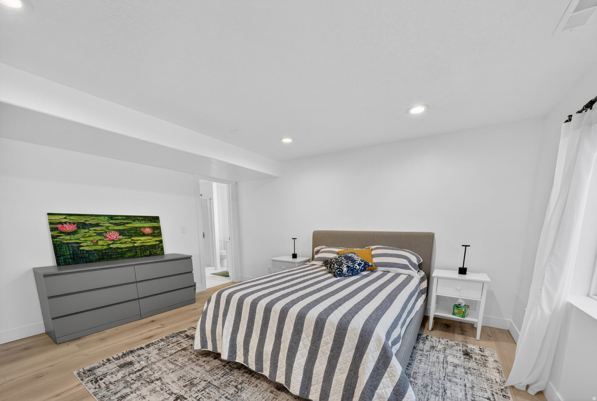 MOUNTAIN RIDGE - Residential