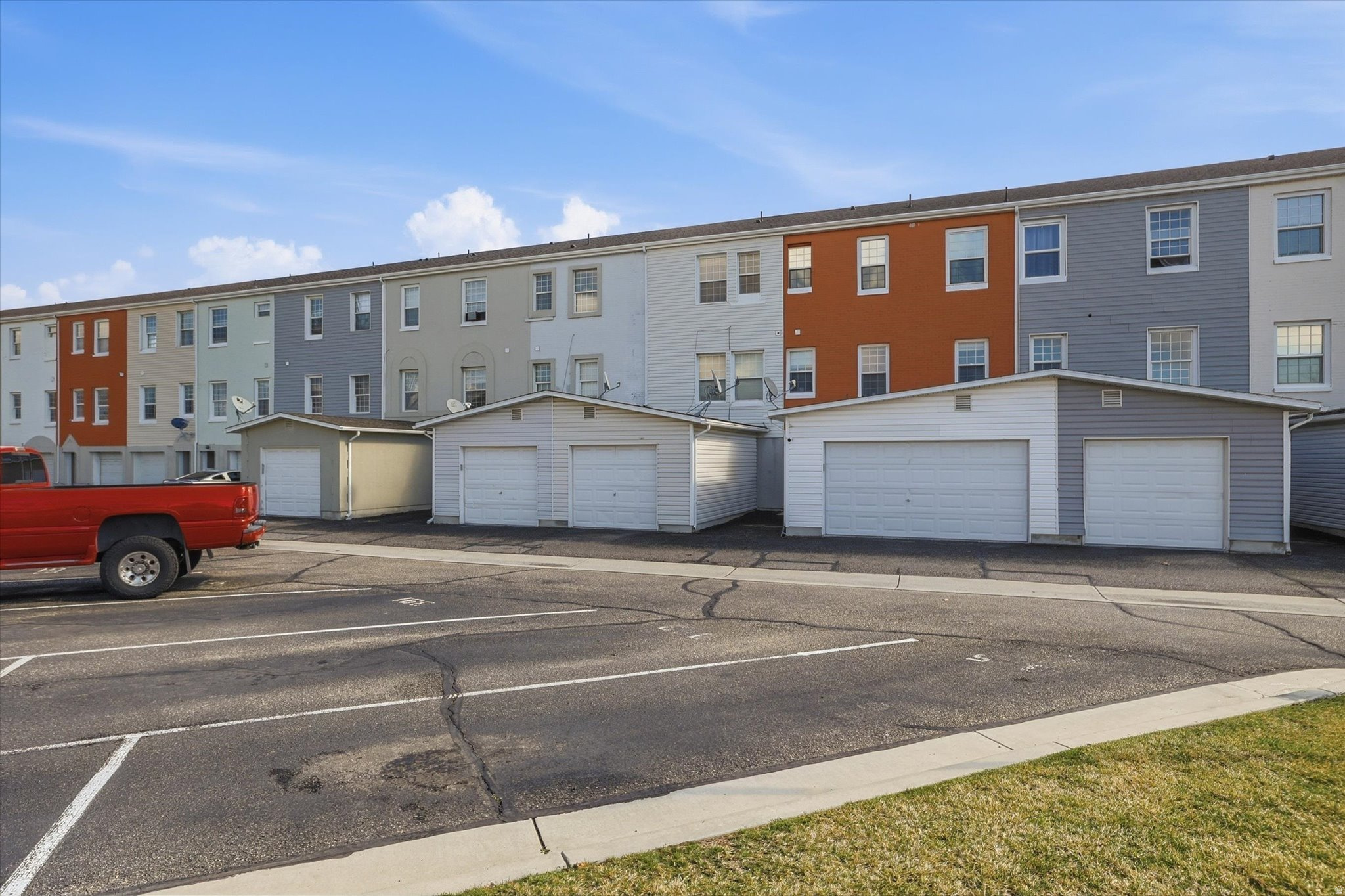 EAGLE VIEW - Residential