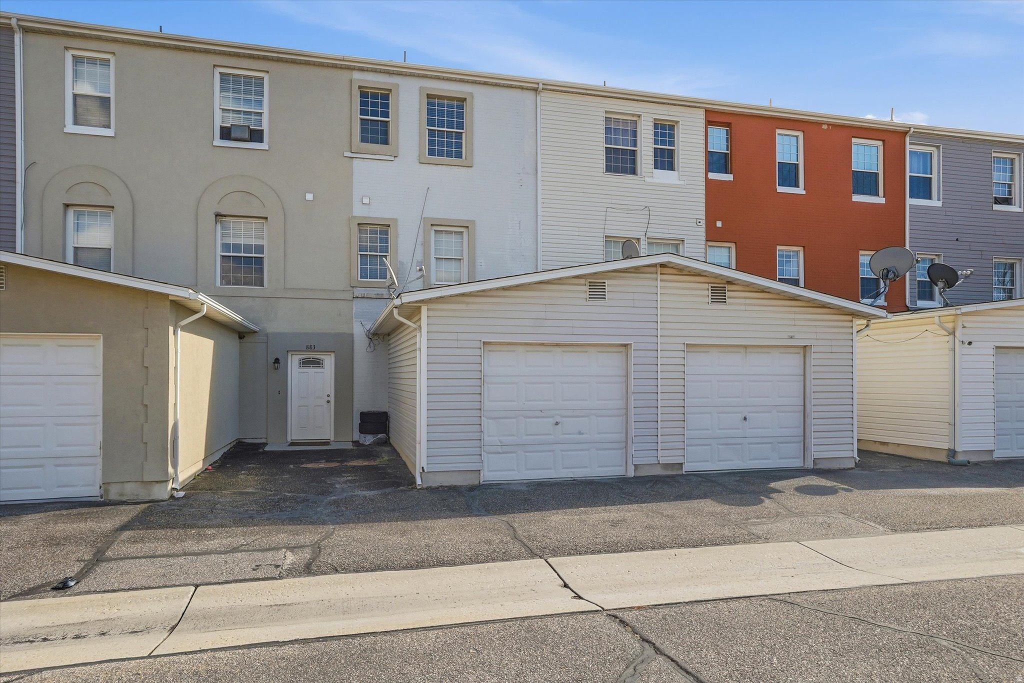 EAGLE VIEW - Residential