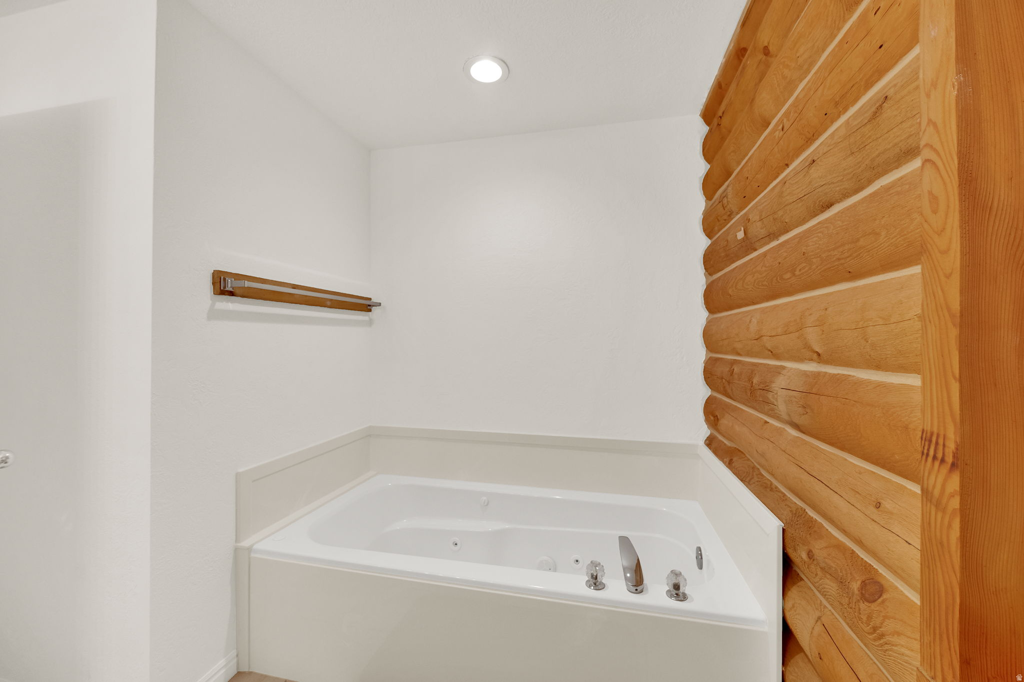 TIMBER LAKES - Residential