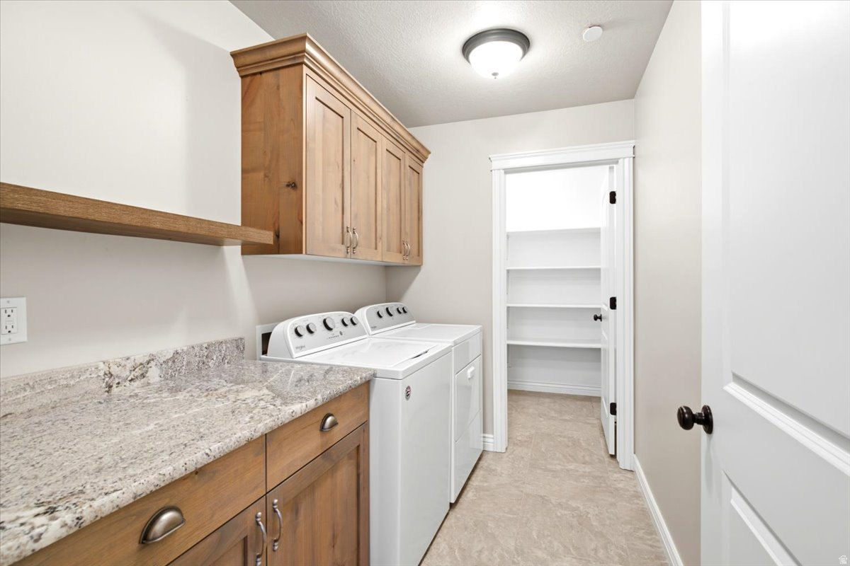 COTTAGES AT VALLEY VIEW - Residential