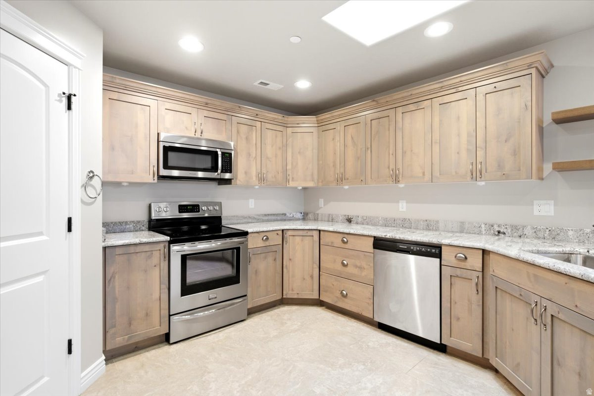 COTTAGES AT VALLEY VIEW - Residential