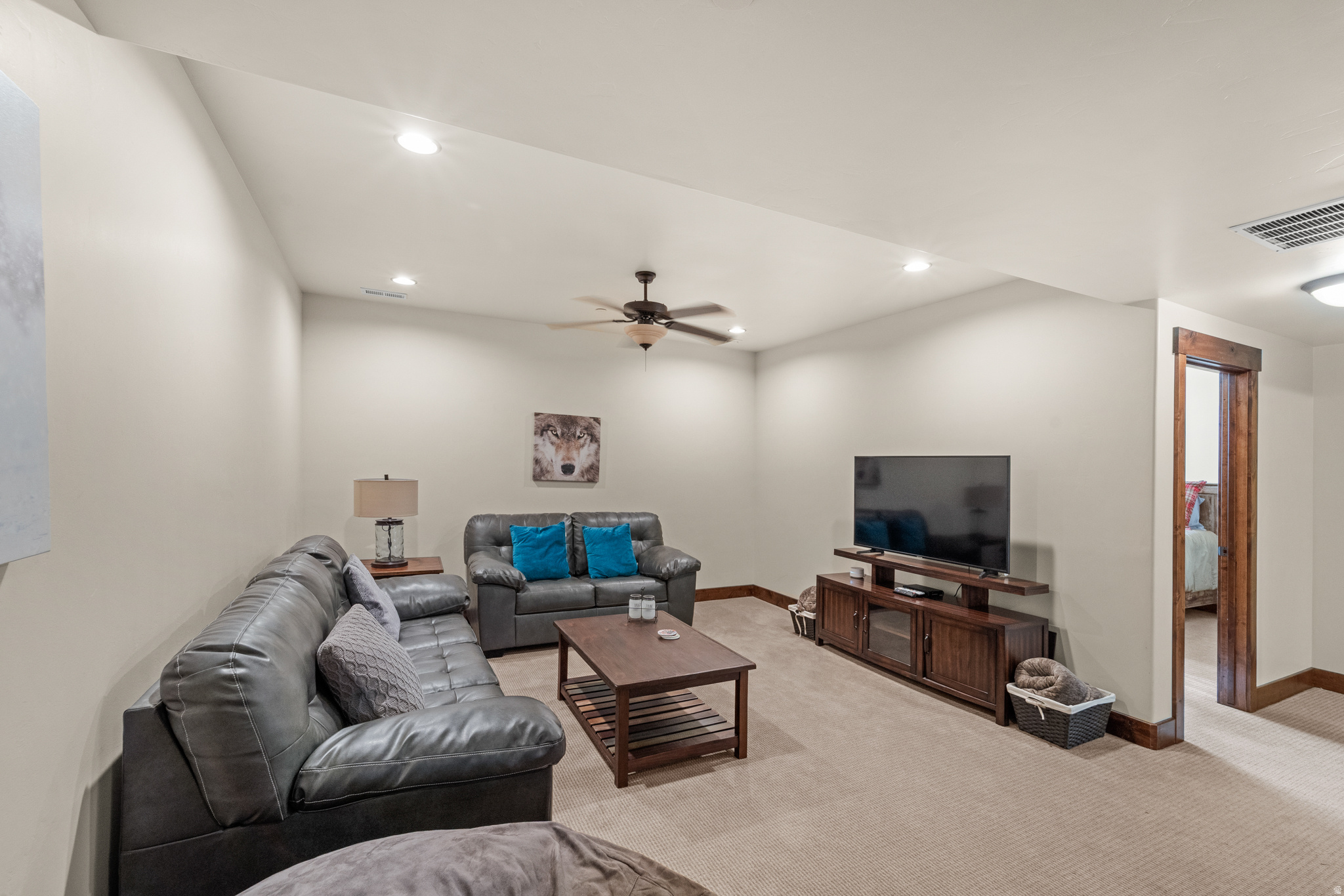 IROQUOIS - Residential