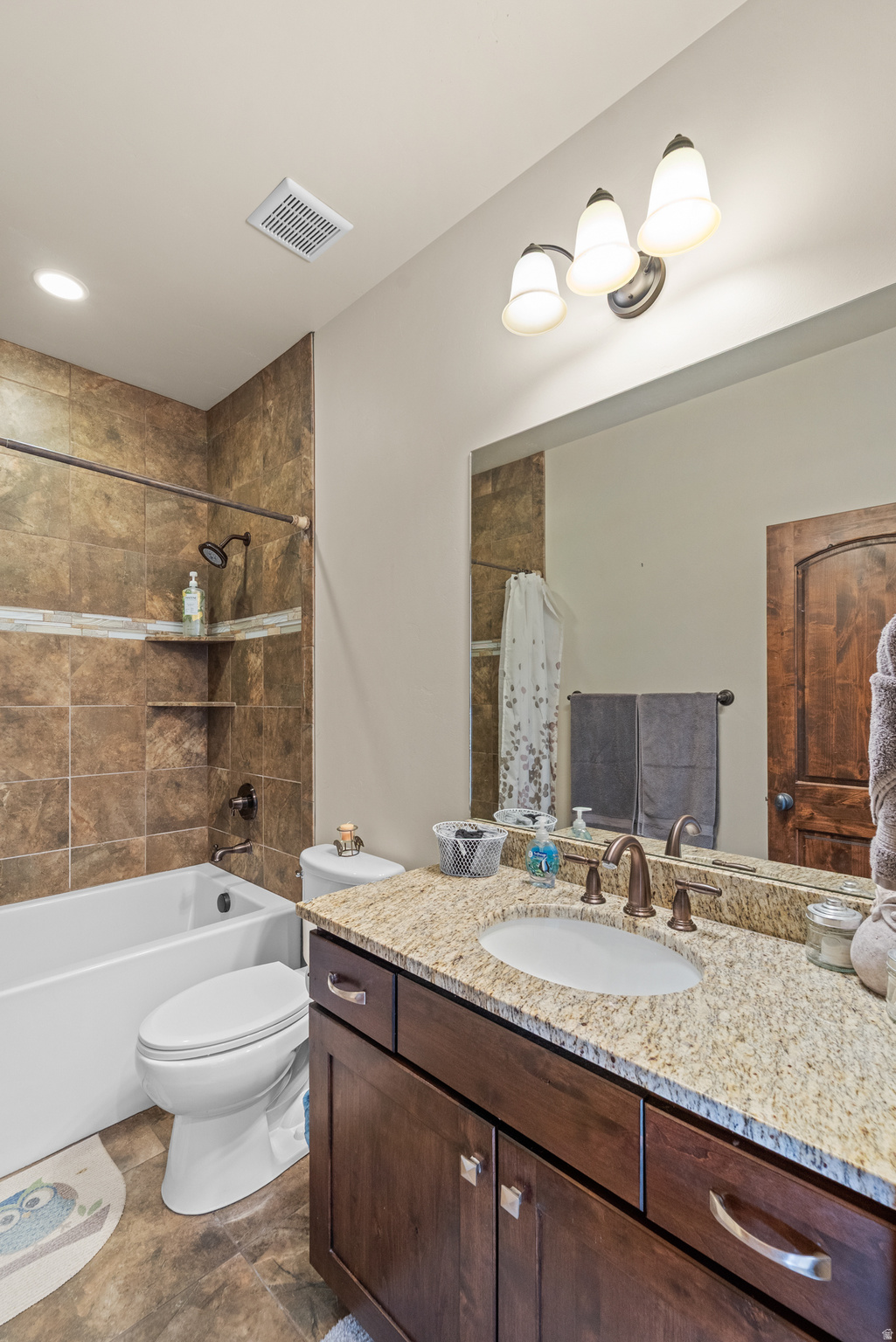 IROQUOIS - Residential