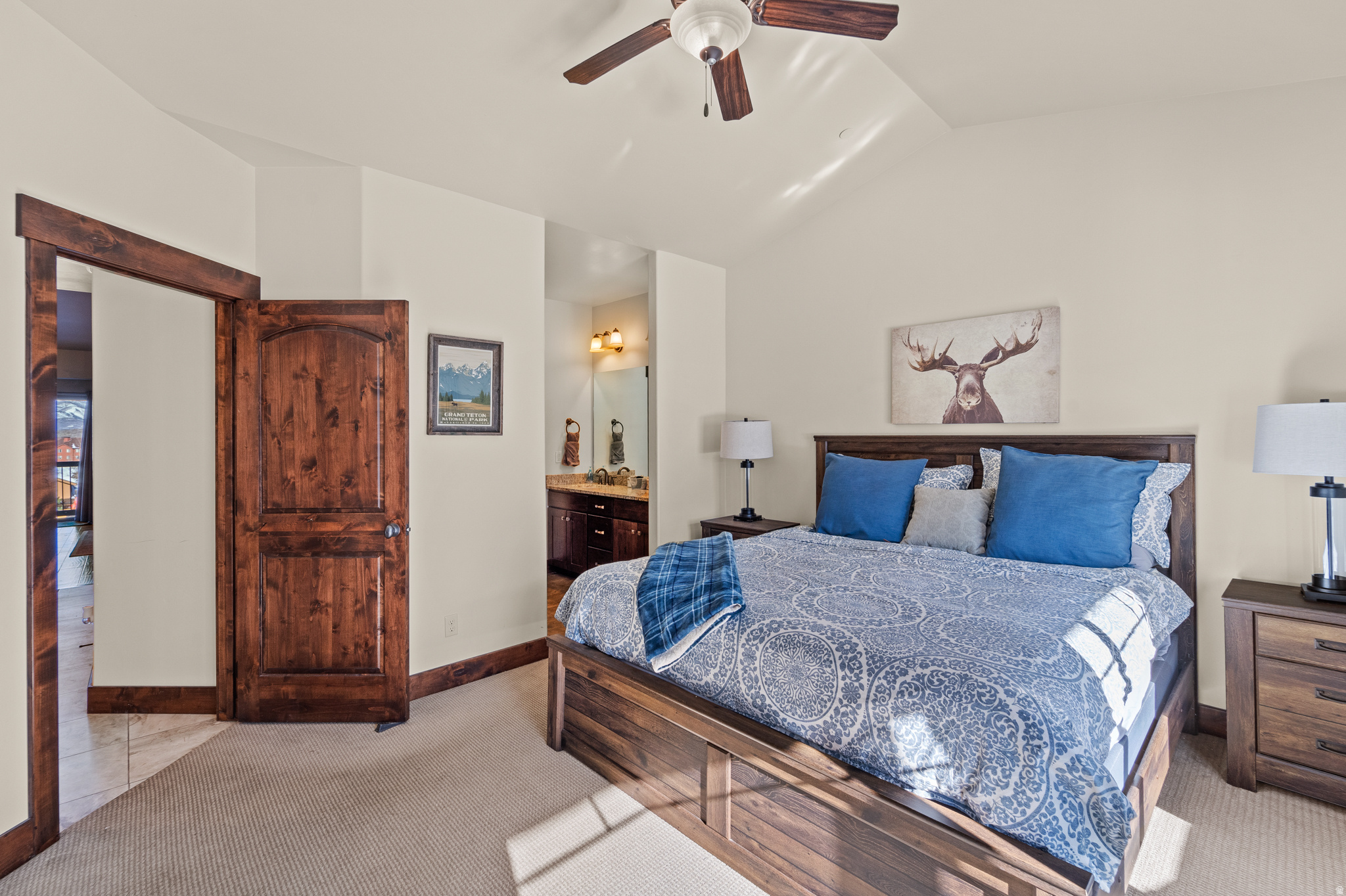 IROQUOIS - Residential