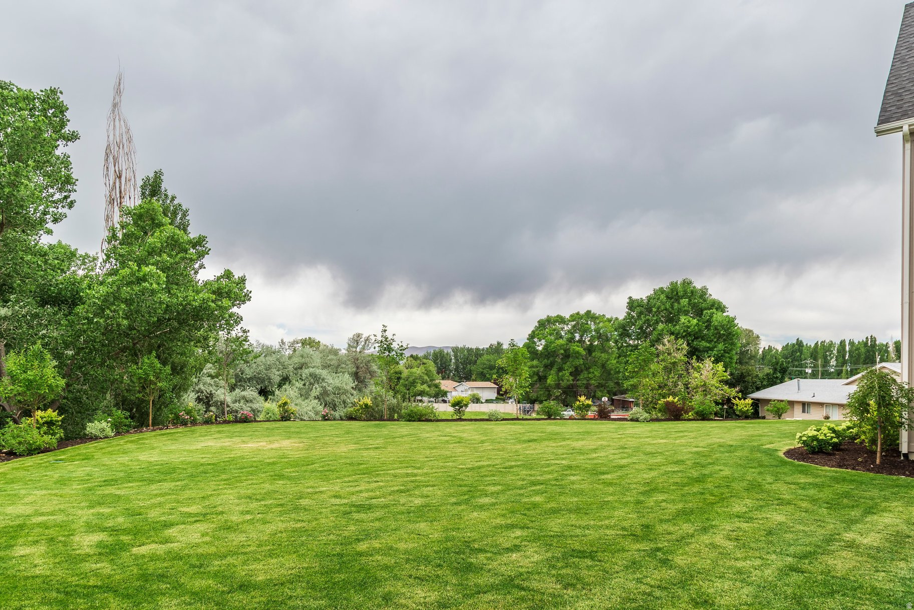 ERCANBRACK FARMS - Residential