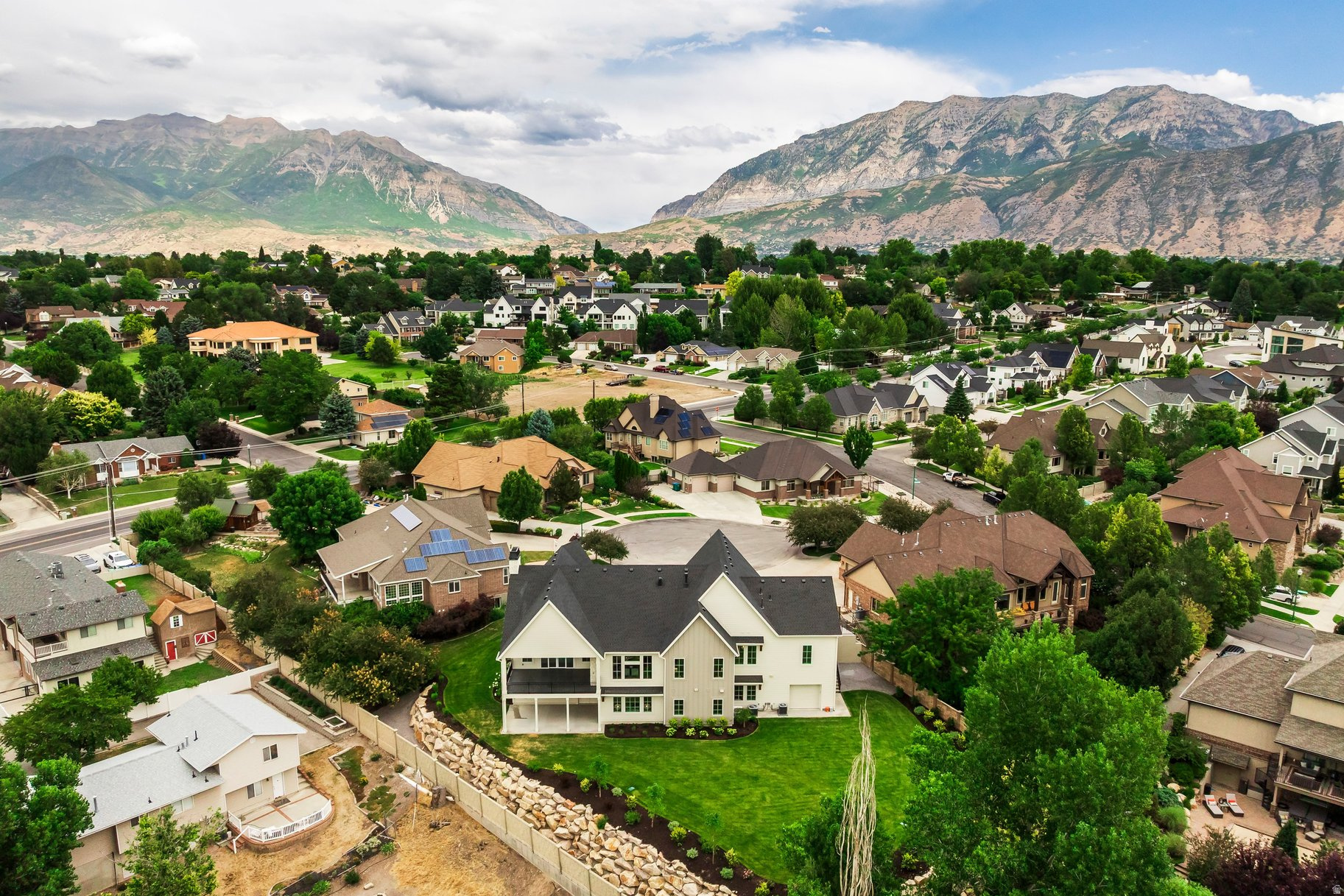 ERCANBRACK FARMS - Residential