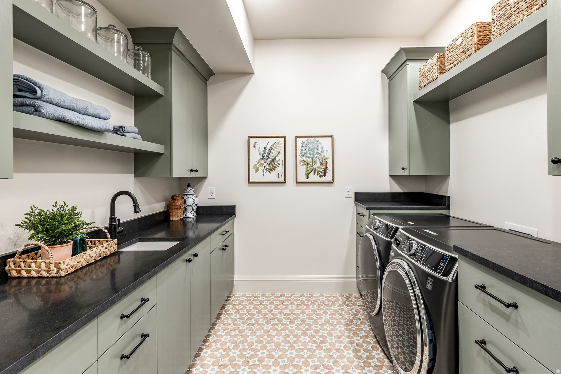 ERCANBRACK FARMS - Residential