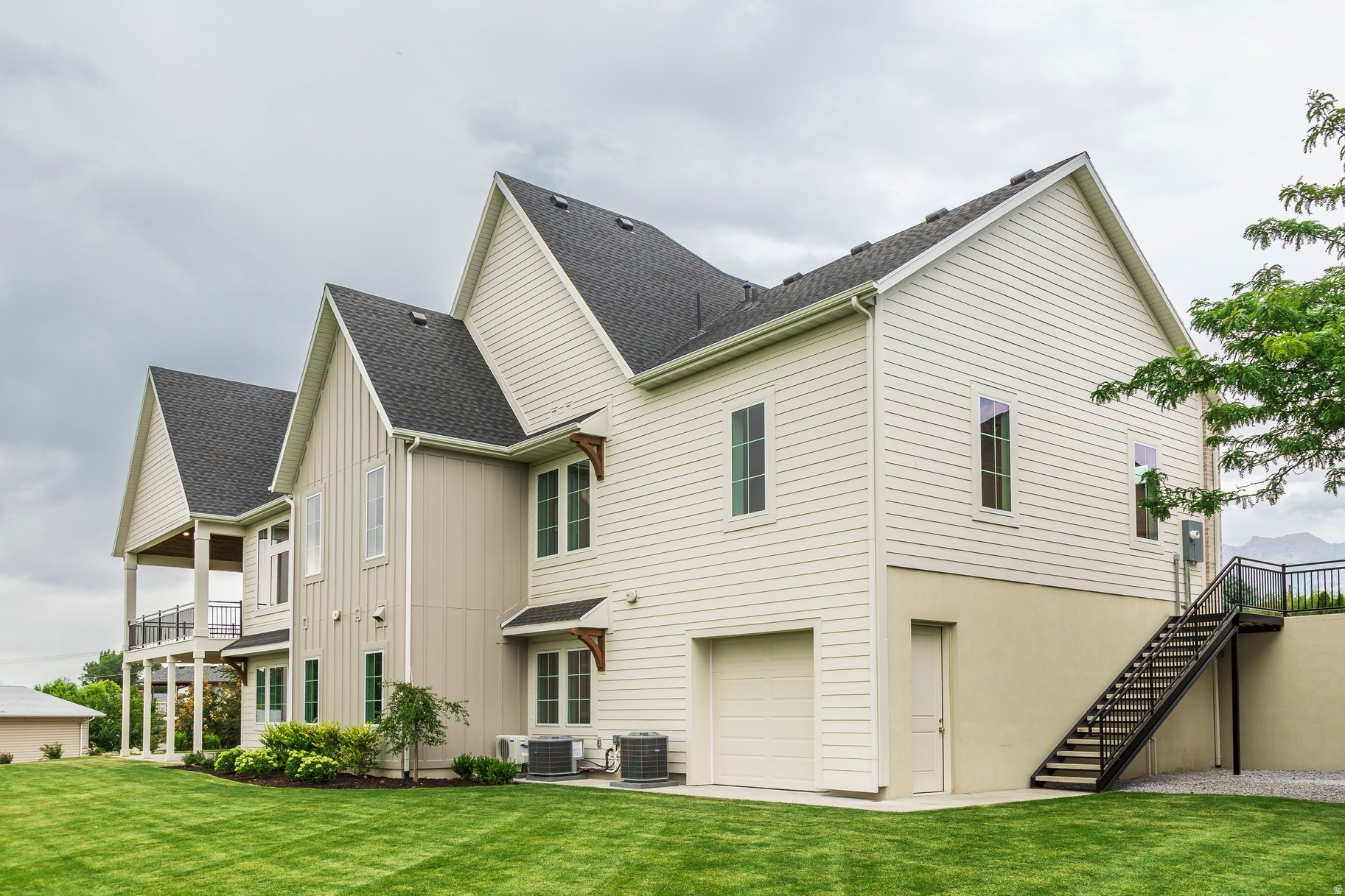 ERCANBRACK FARMS - Residential
