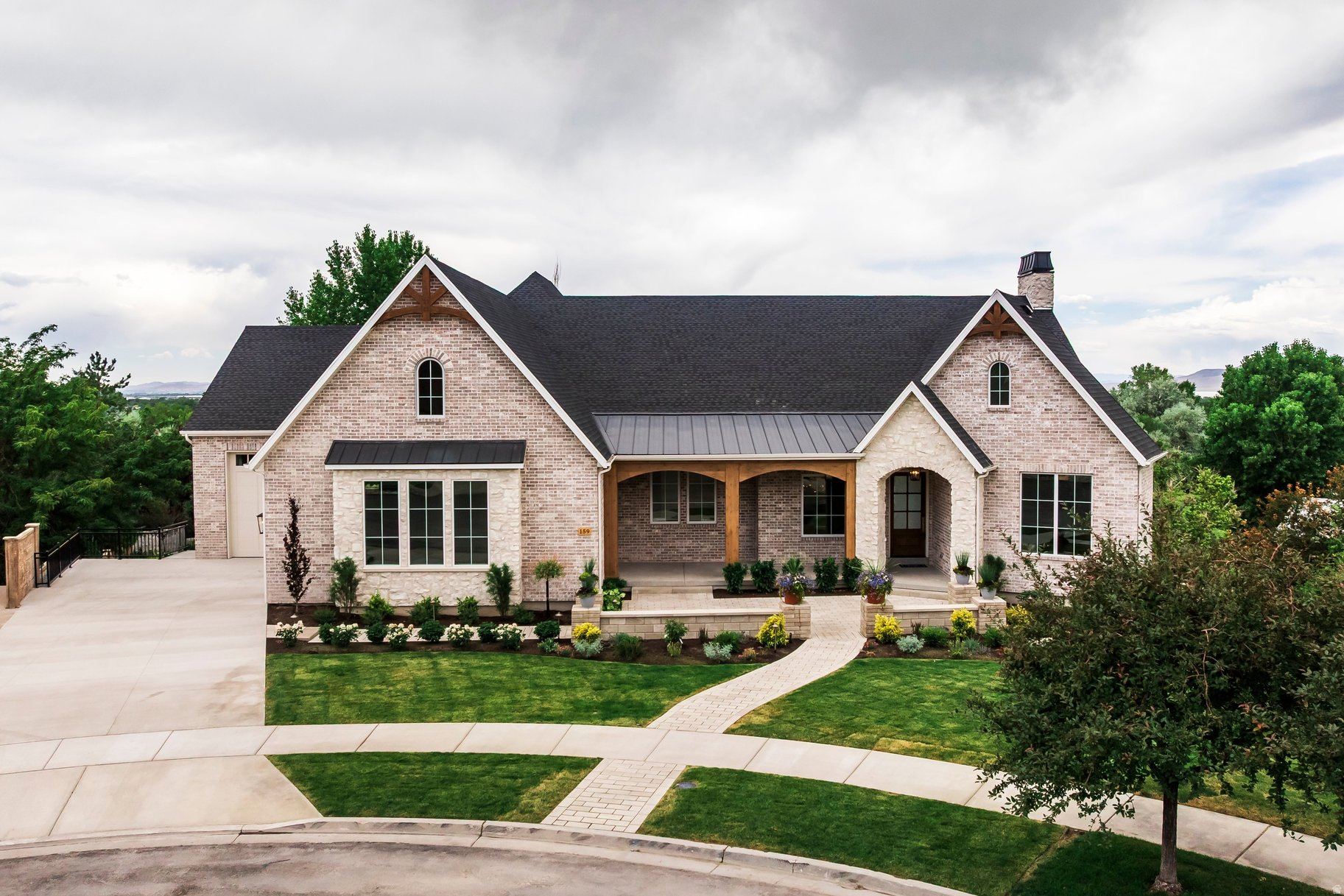 ERCANBRACK FARMS - Residential