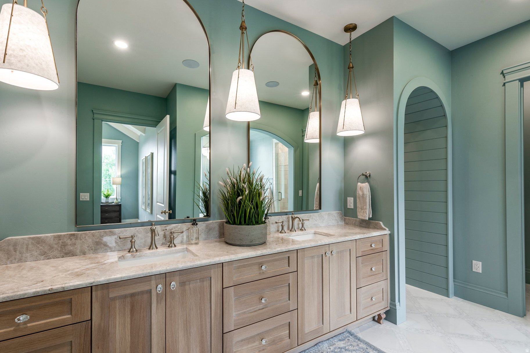 ERCANBRACK FARMS - Residential