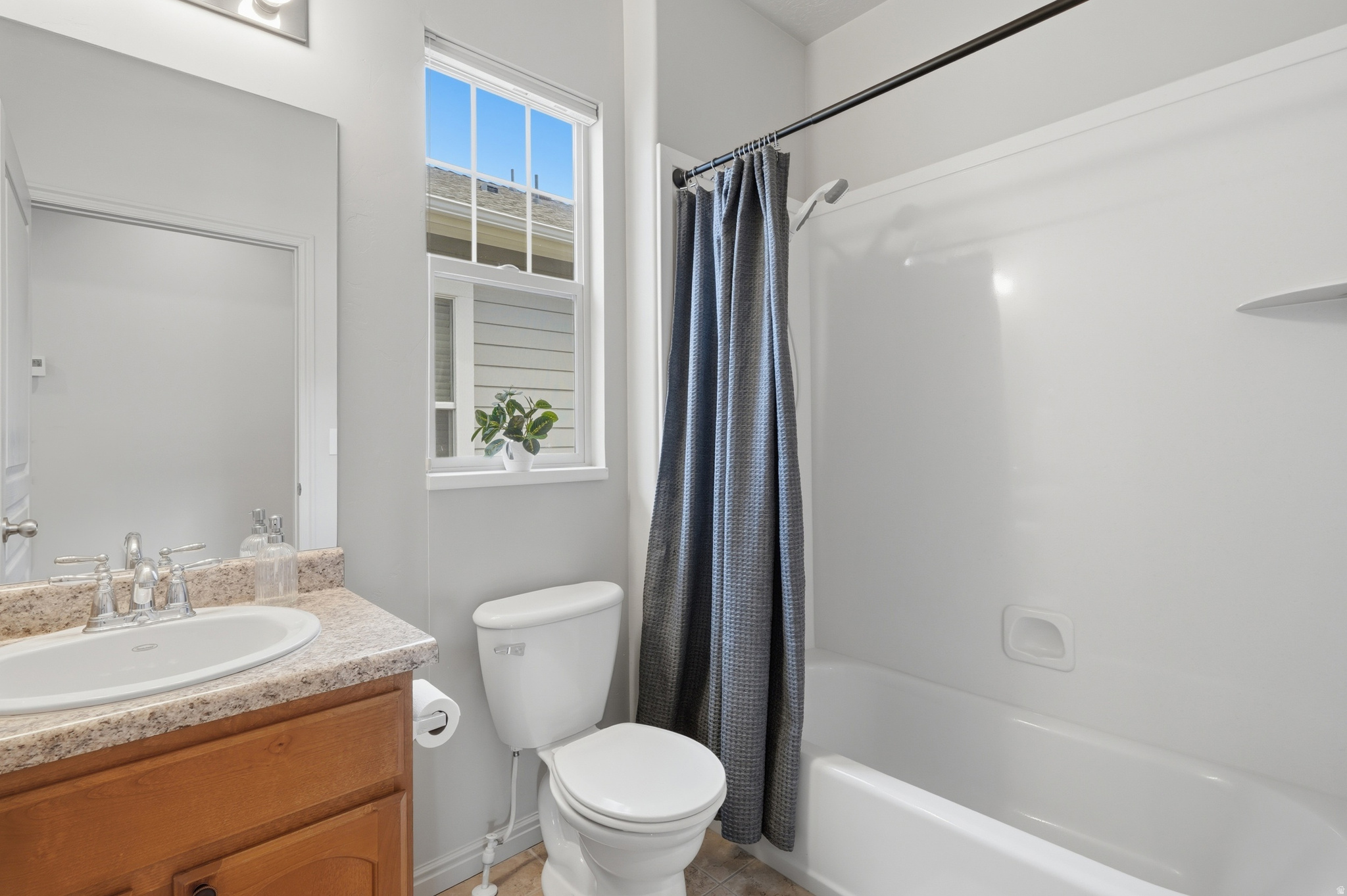 DAYBREAK GARDENPK118 - Residential