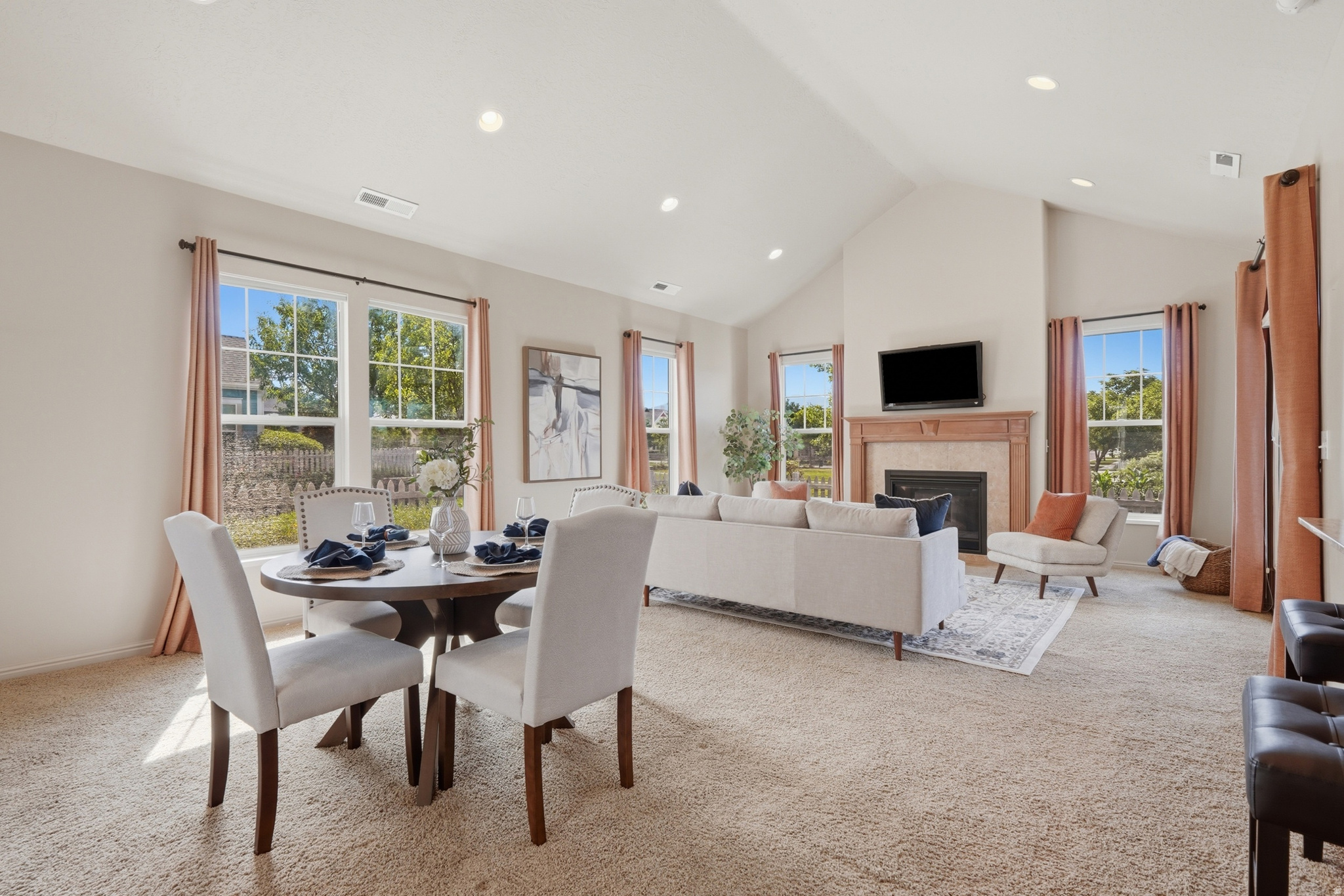 DAYBREAK GARDENPK118 - Residential