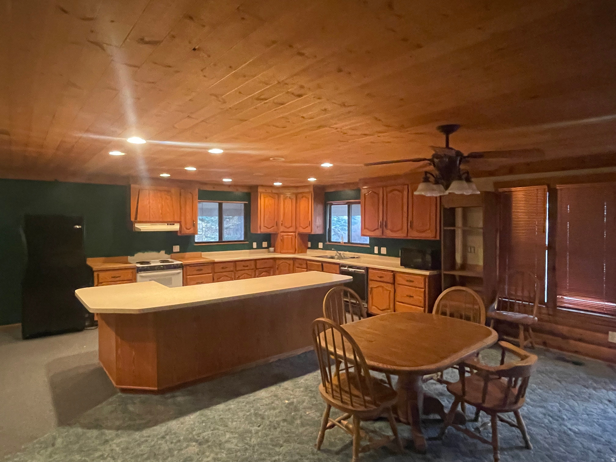 BEAVER SPRINGS - Residential