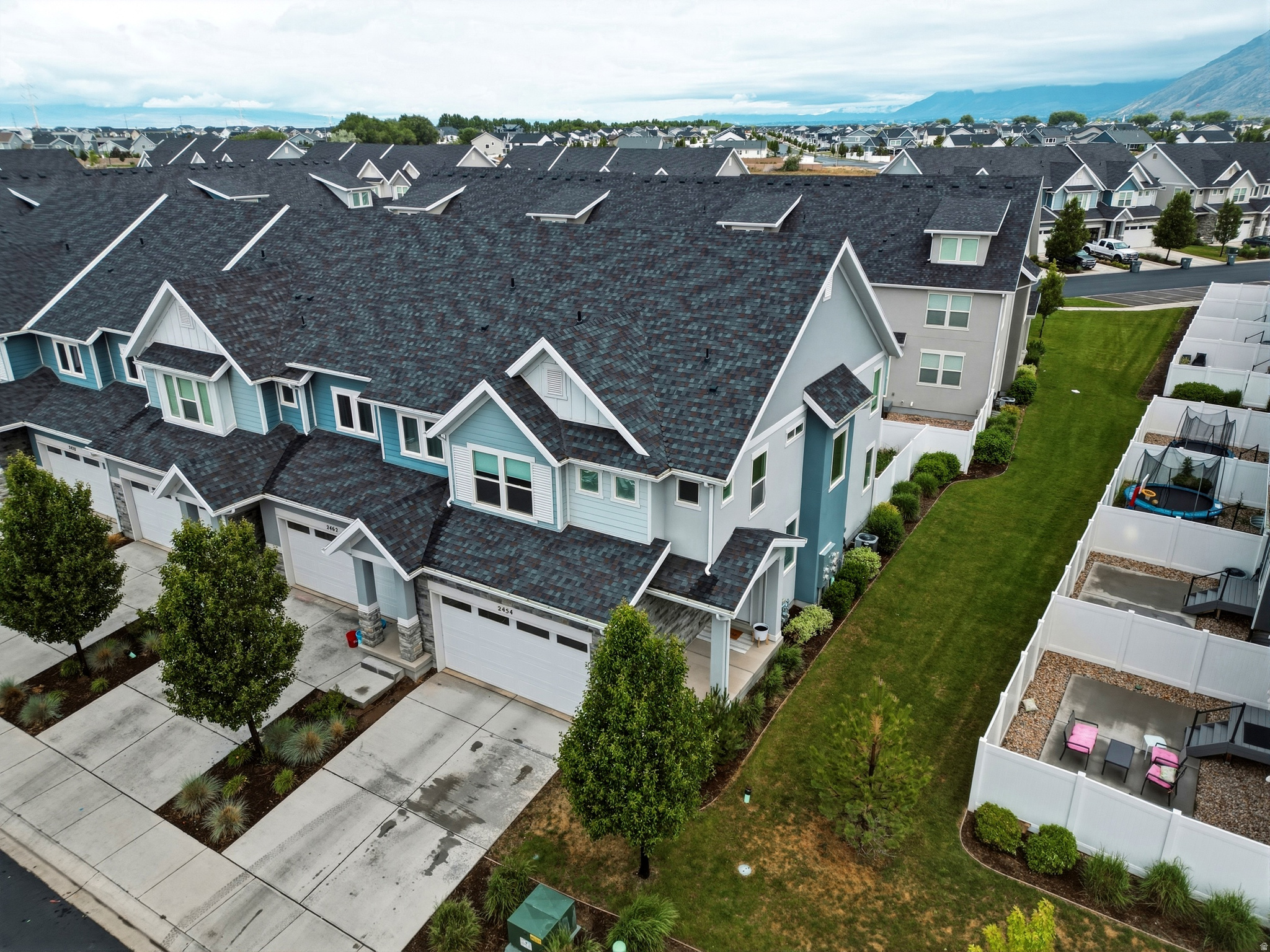 HARVEST PARK - Residential