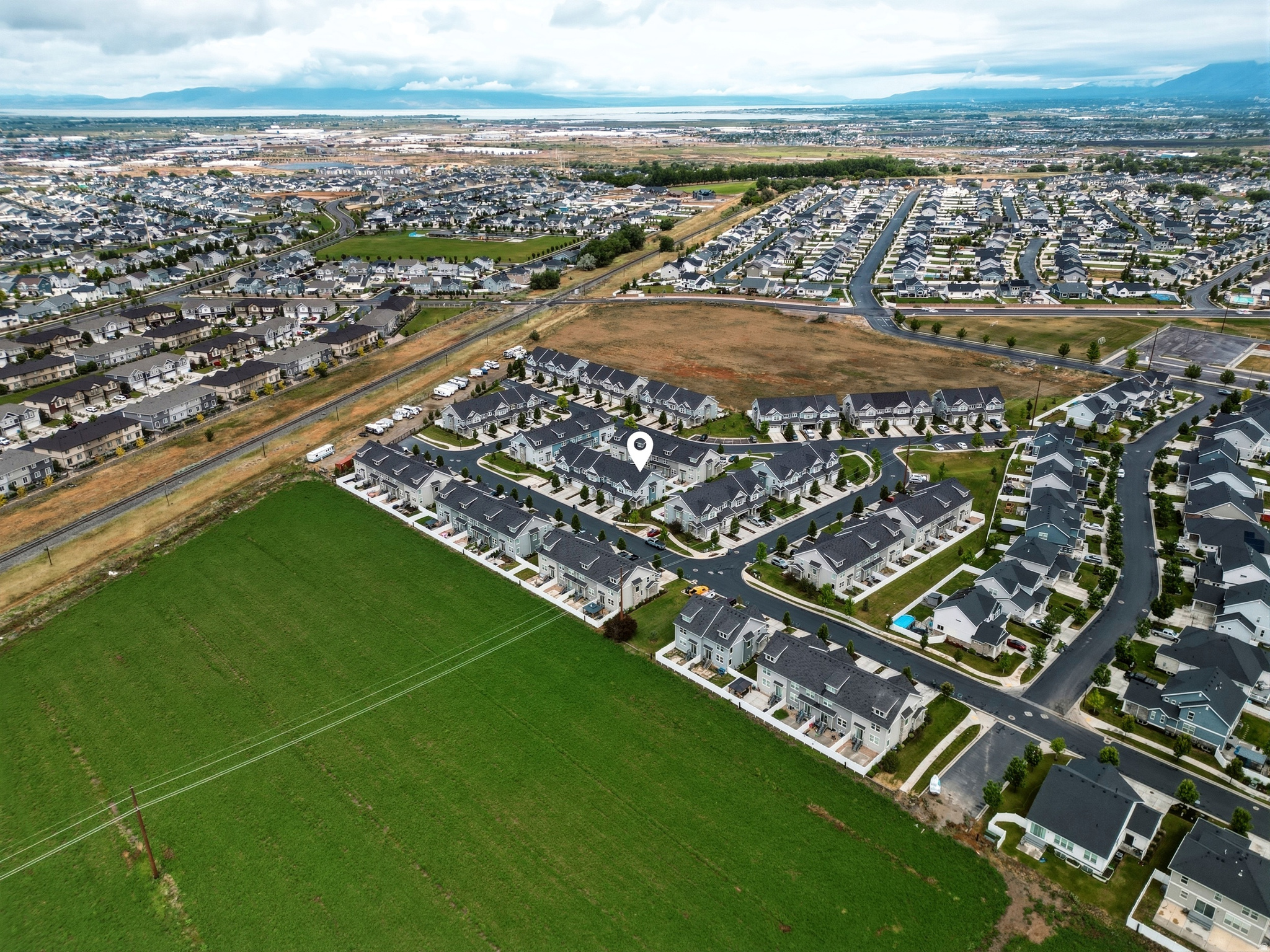 HARVEST PARK - Residential