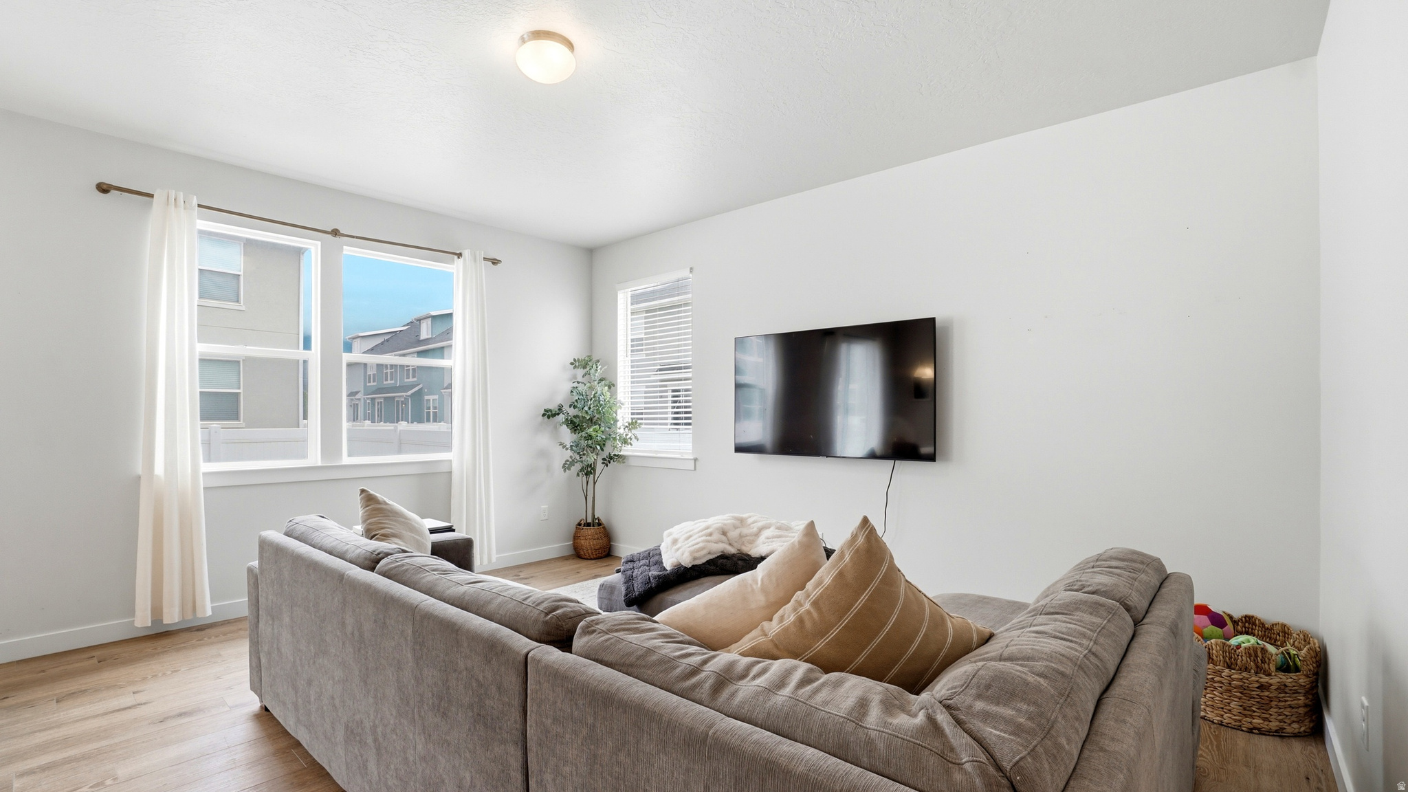 HARVEST PARK - Residential
