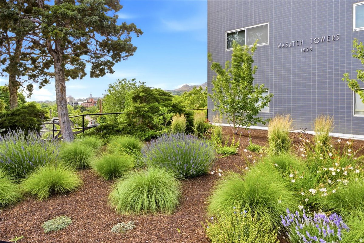WASATCH TOWERS - Residential