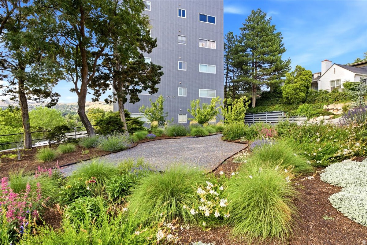 WASATCH TOWERS - Residential