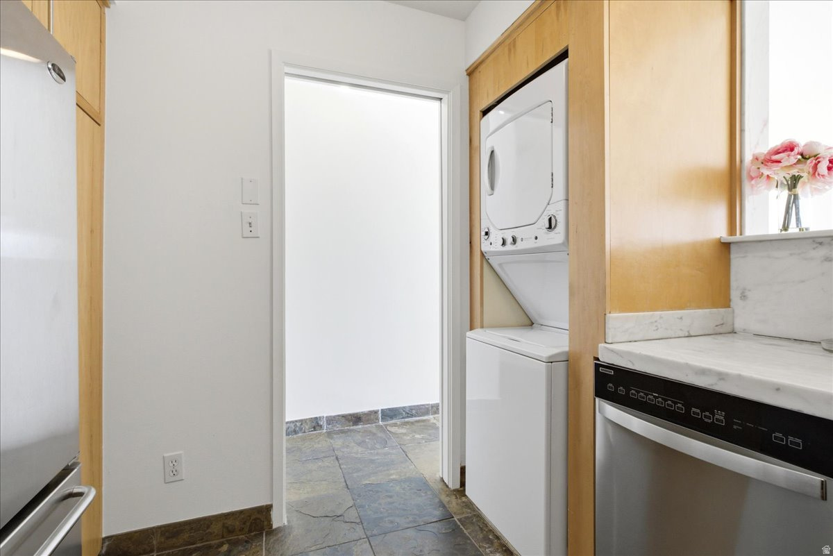 WASATCH TOWERS - Residential