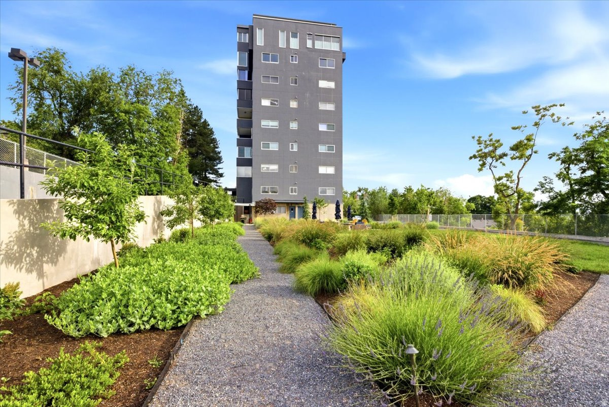 WASATCH TOWERS - Residential