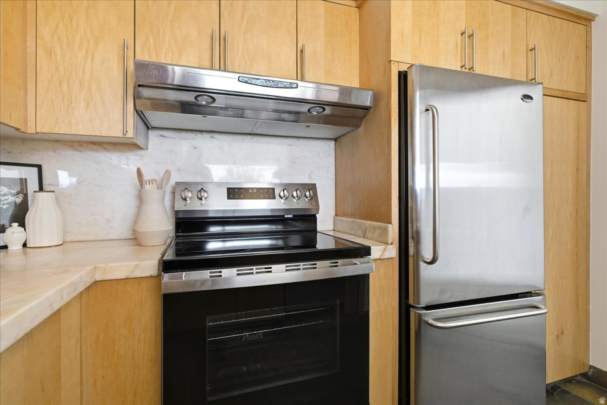WASATCH TOWERS - Residential