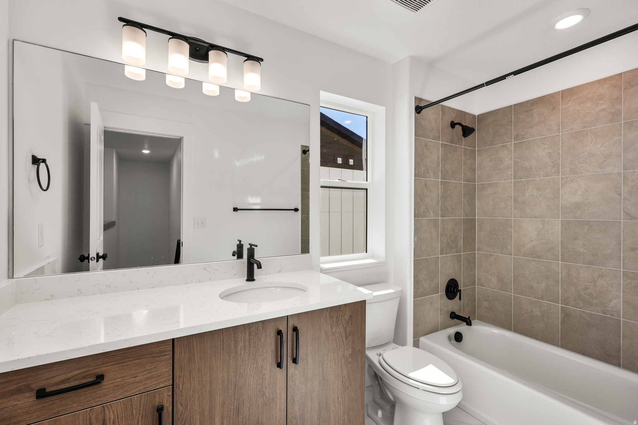 LIBERTY COVE - Residential