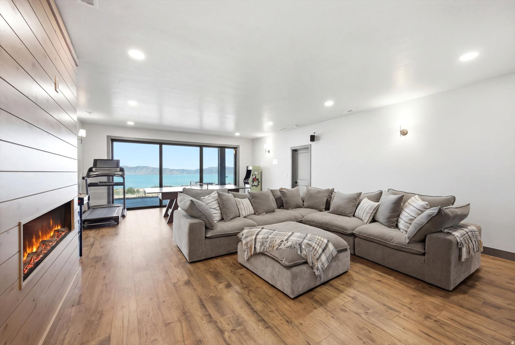 HAWK ROCK SUBDIVISION - Residential