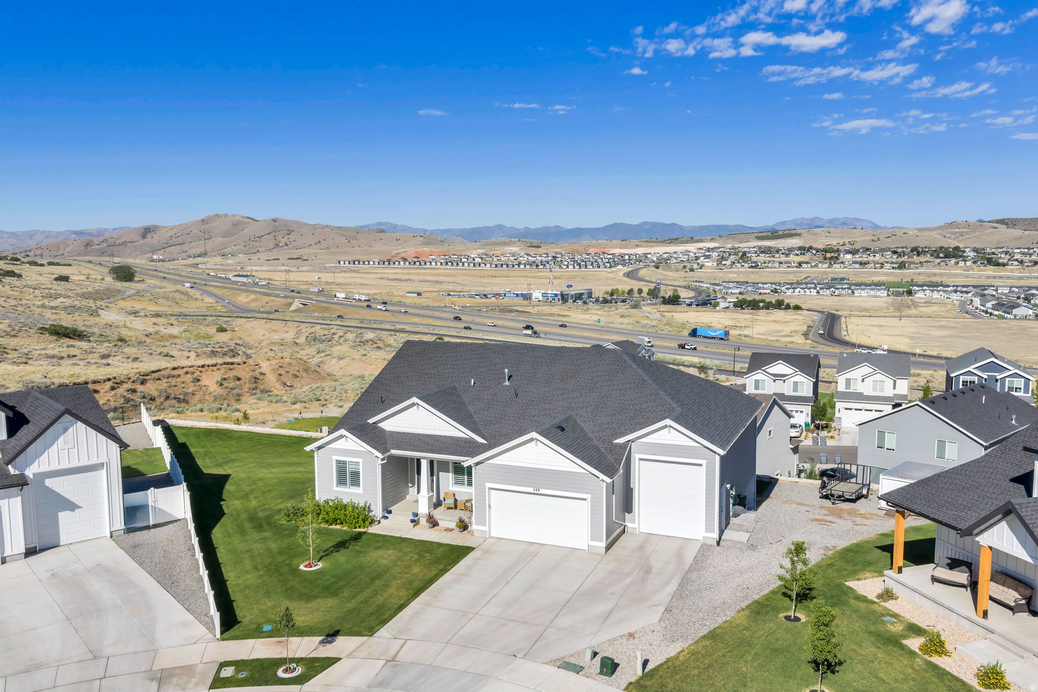 FOOTHILL VILLAGE - Residential