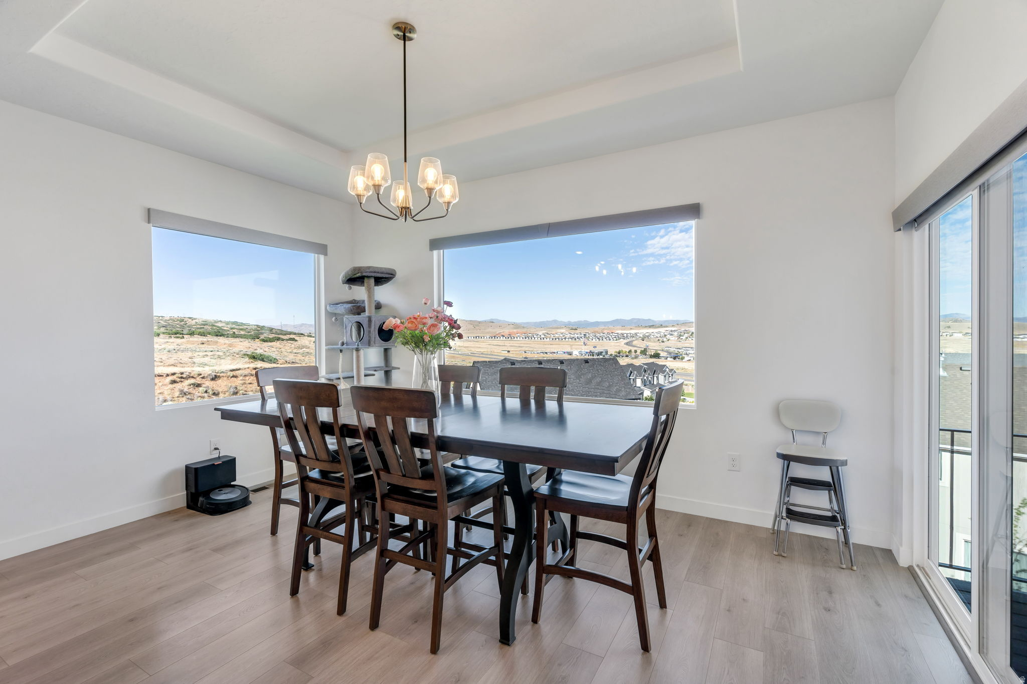 FOOTHILL VILLAGE - Residential