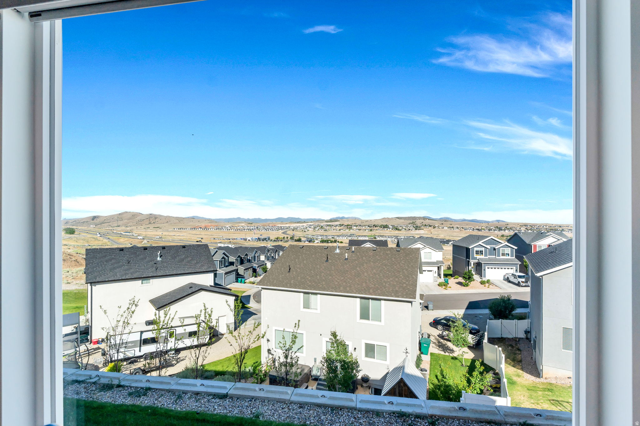 FOOTHILL VILLAGE - Residential