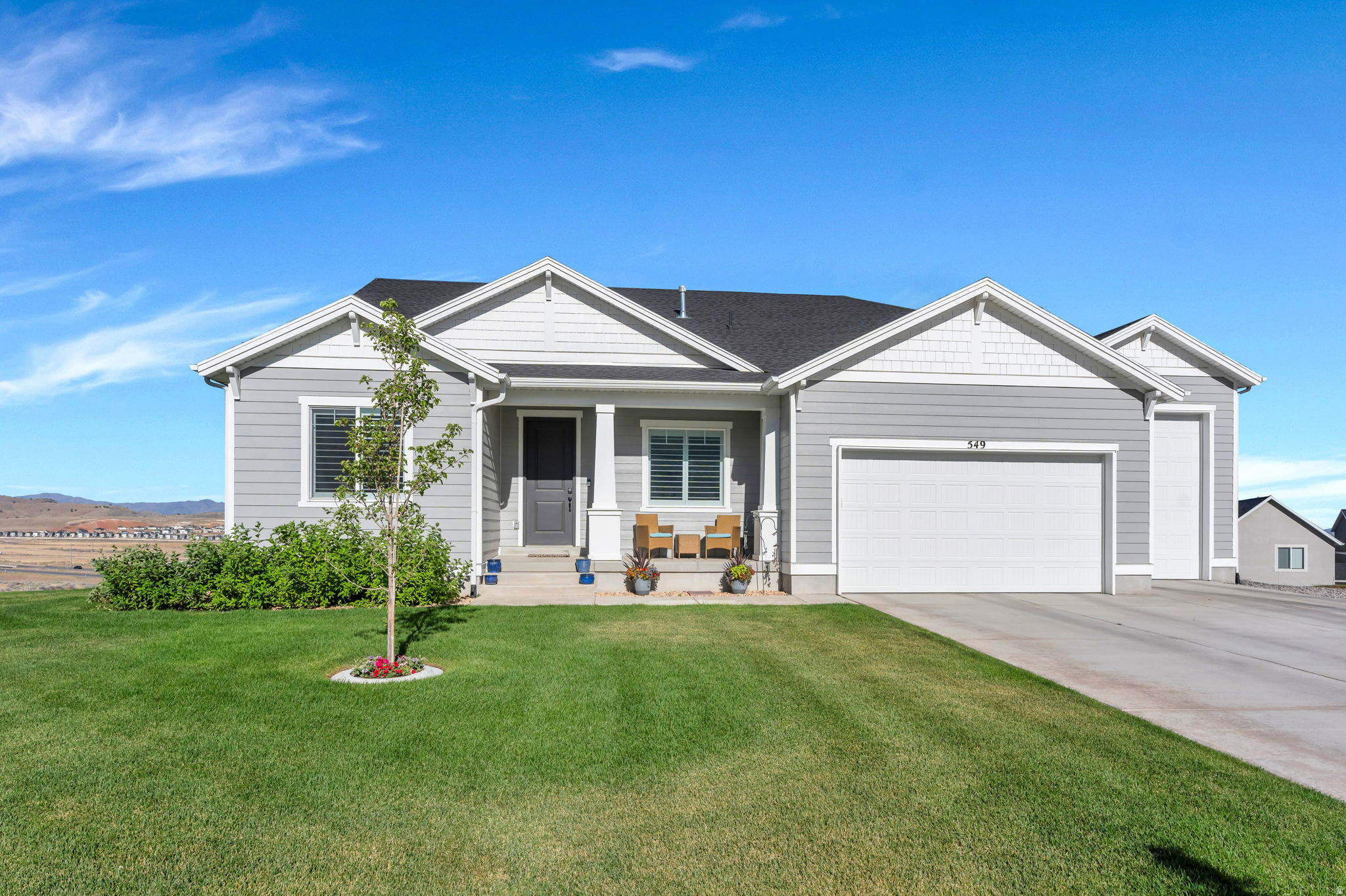 FOOTHILL VILLAGE - Residential