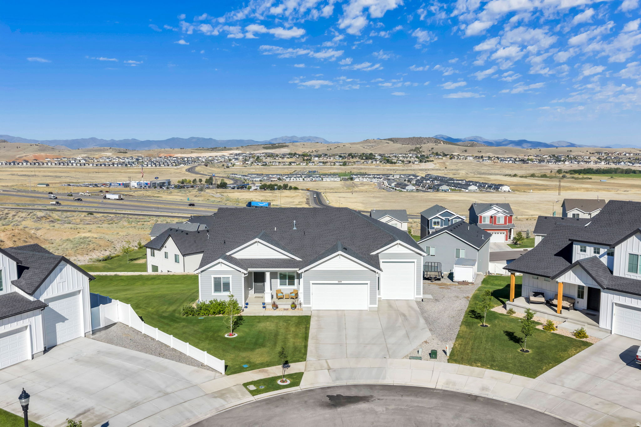 FOOTHILL VILLAGE - Residential