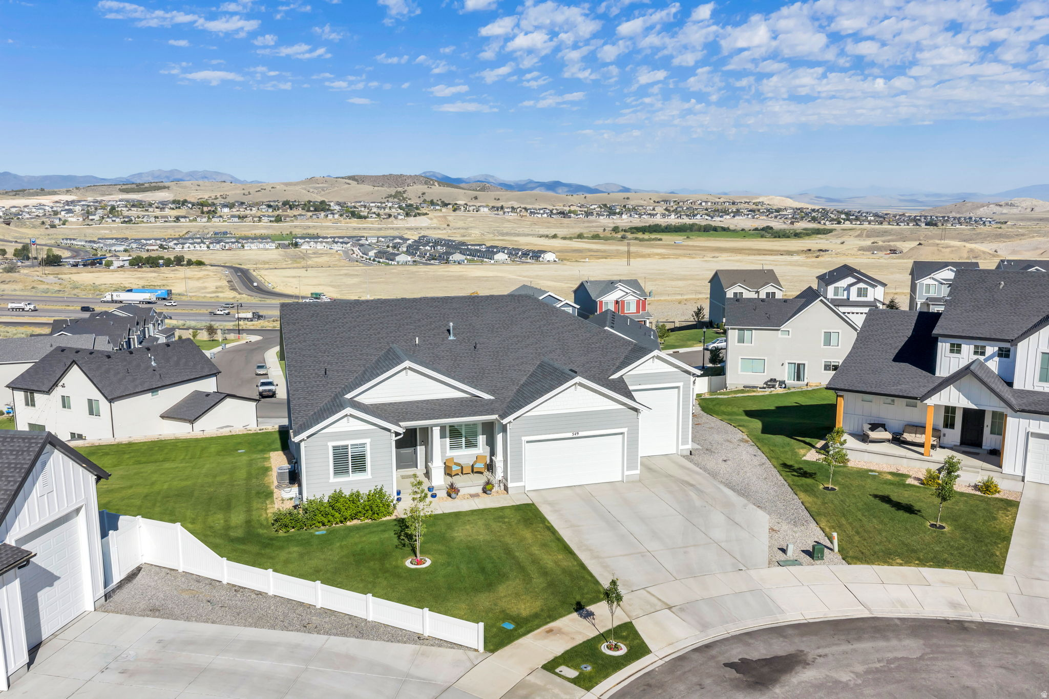 FOOTHILL VILLAGE - Residential