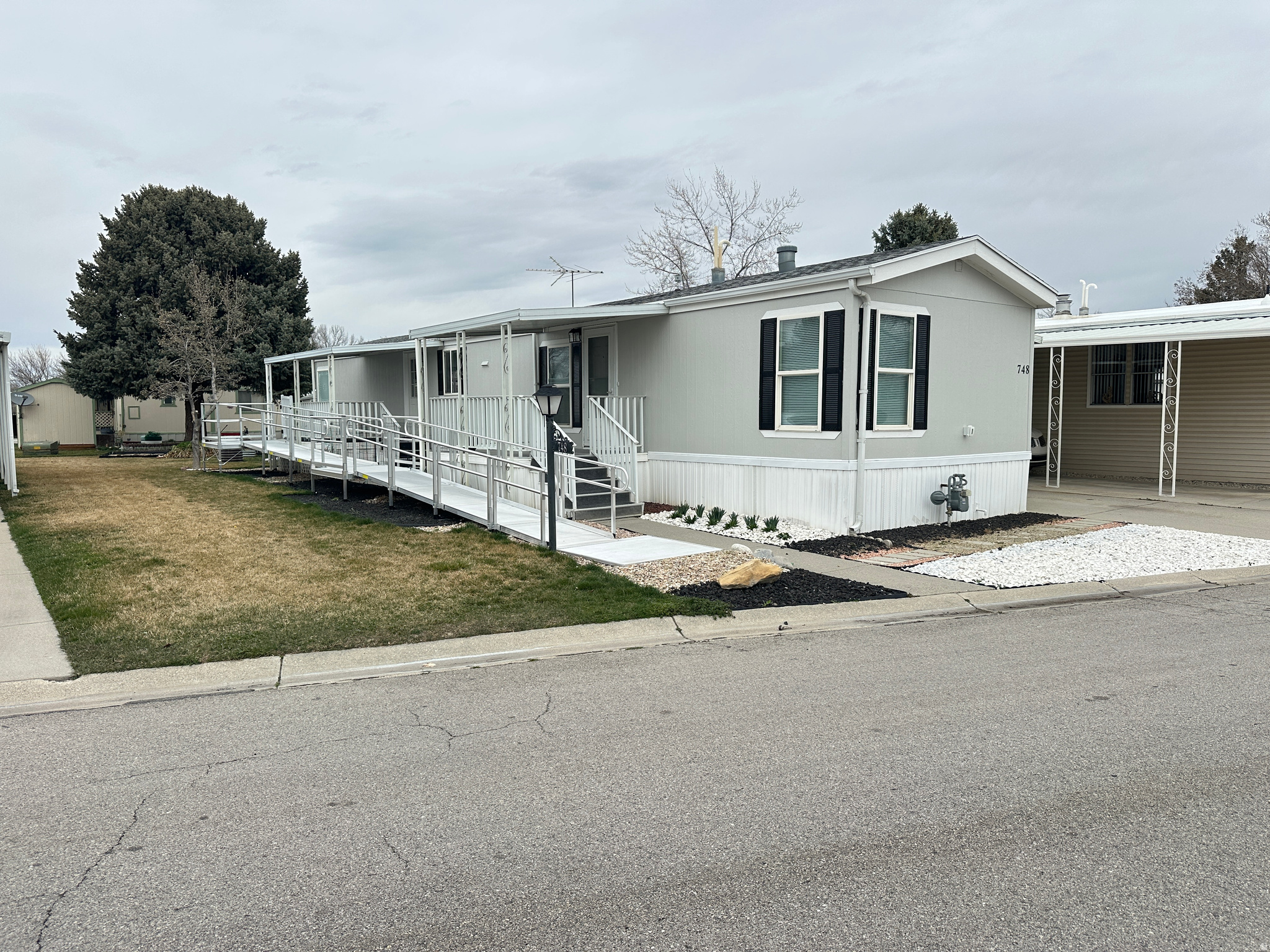 MONTE VISTA - Residential