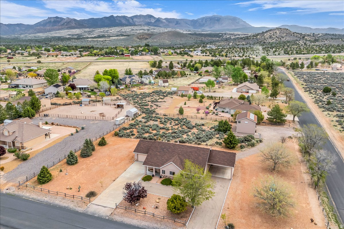 OLD FARMS 2 - Residential