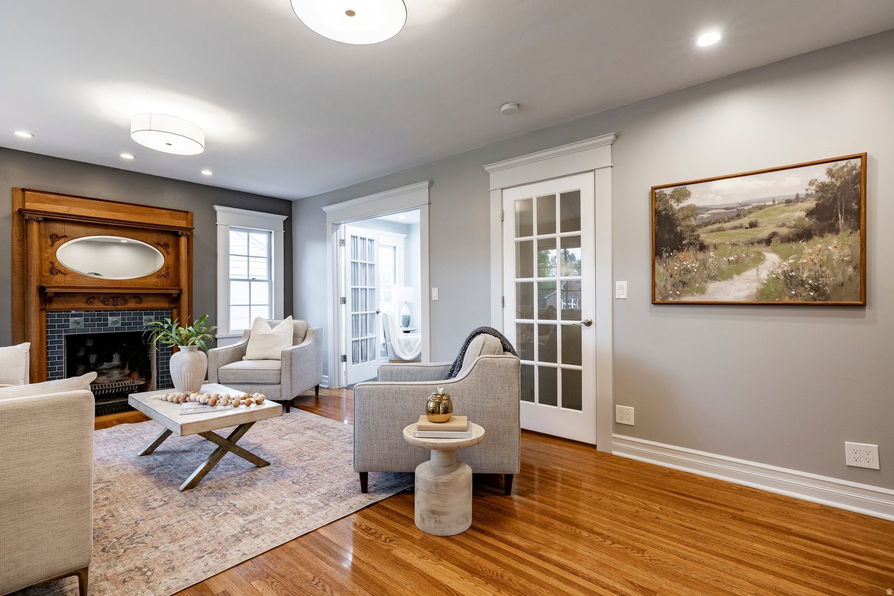 YALECREST - Residential