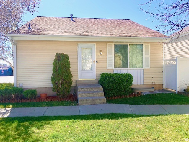 Seller is willing to pay $8.000 dollars towards buyer's closing costs with a full price offer! RARE 1680 sq ft. tri level condo has no shared walls.  Fully fenced patio and lawn backyard.  Vaulted ceilings, 4 bedrooms and 2 full baths  New carpet, freshly painted bedrooms and laundry downstairs. One covered parking and one open.  Newer central air,furnace and water heater. Roof warranty..Buyer and buyers agent to verify all information