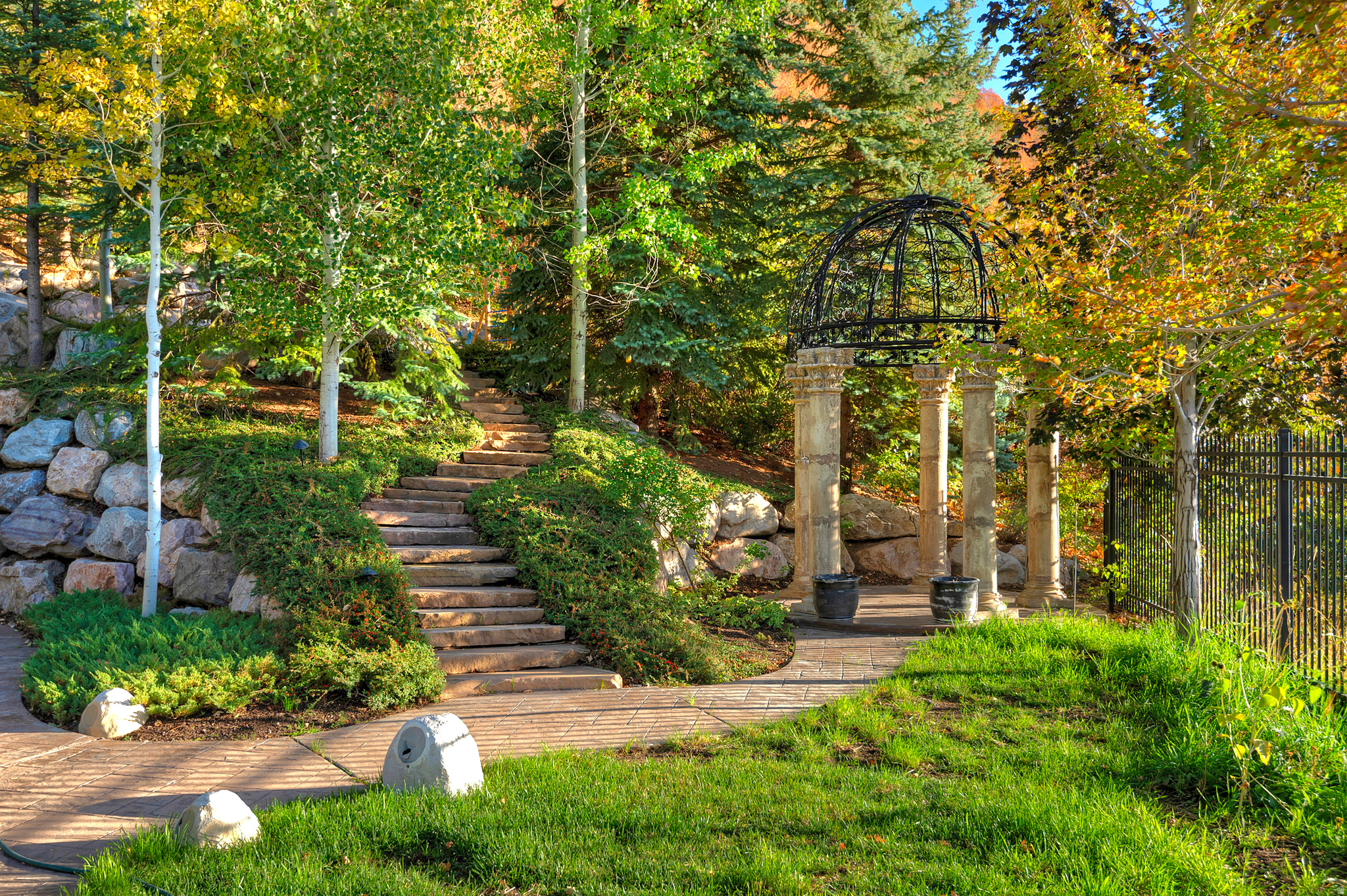LOST CANYON ESTATES - Residential